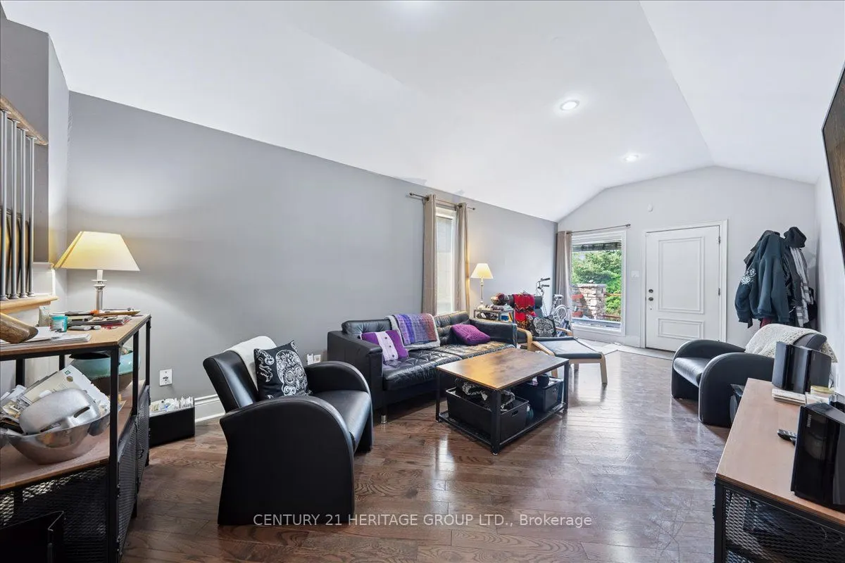 169 King Edward Avenue