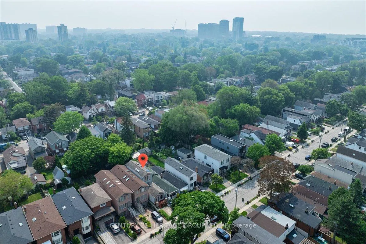 169 King Edward Avenue