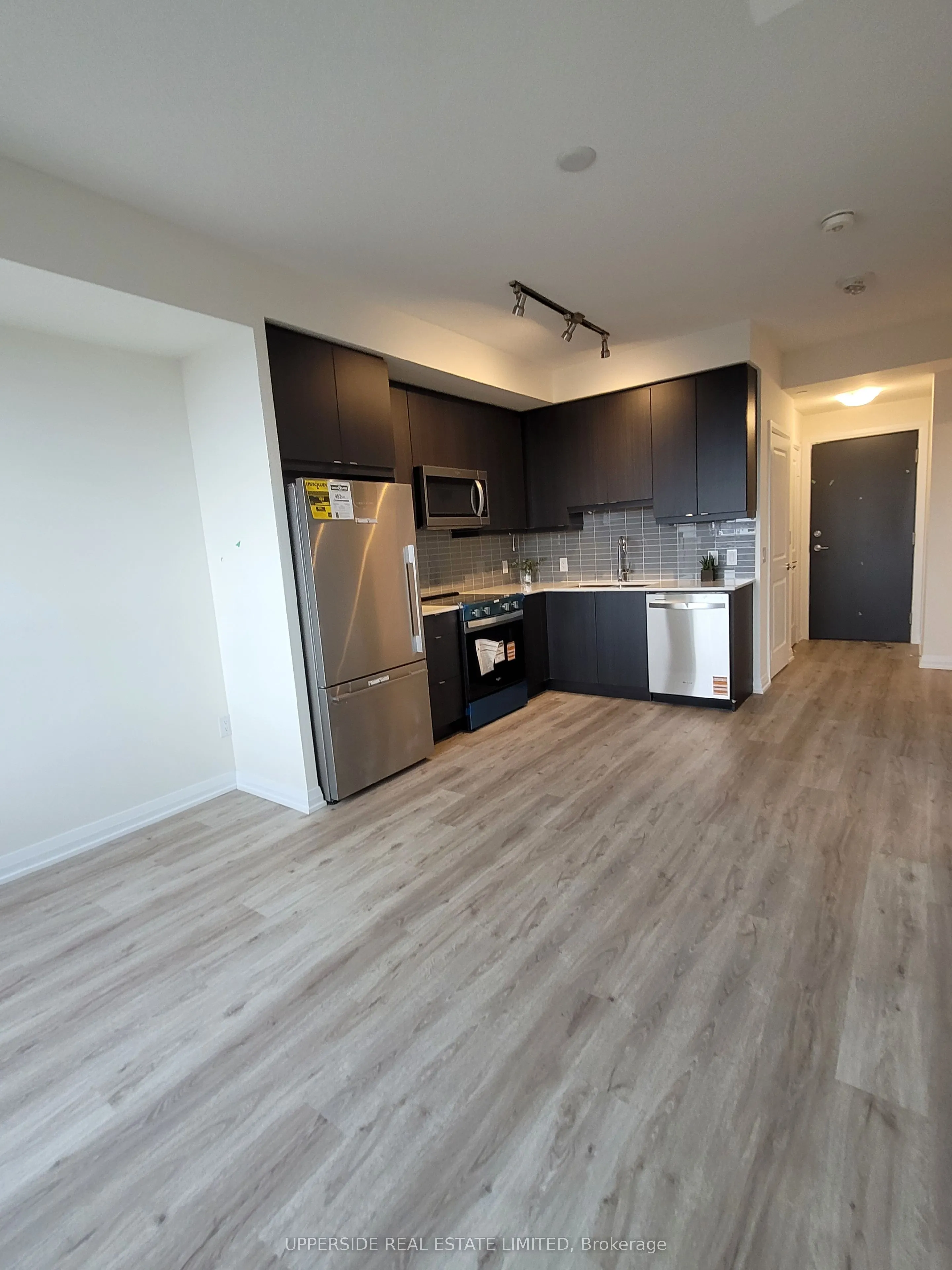 3270 Sheppard Avenue E, #1521