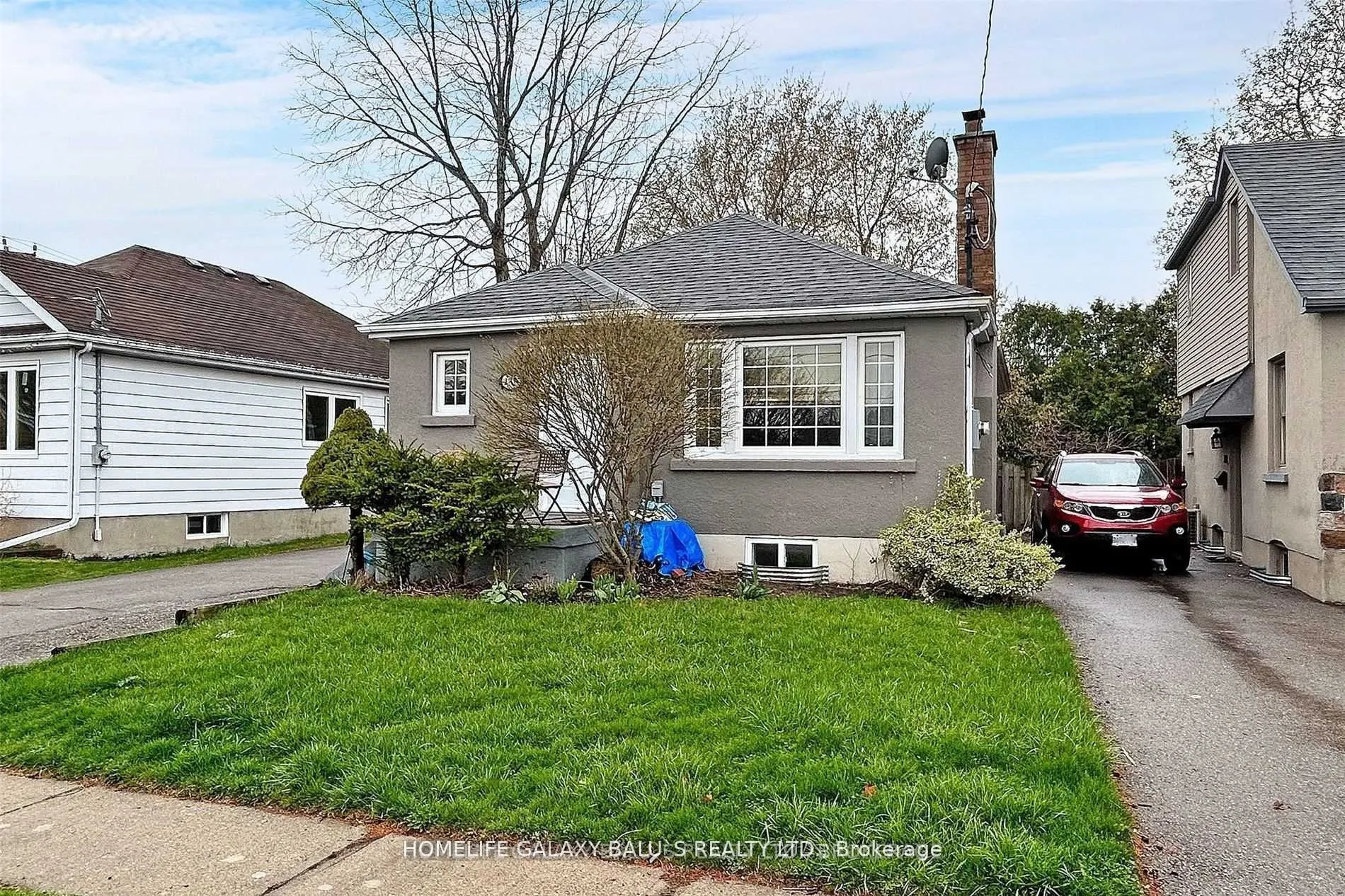 136 Central Park Boulevard N, #Basement