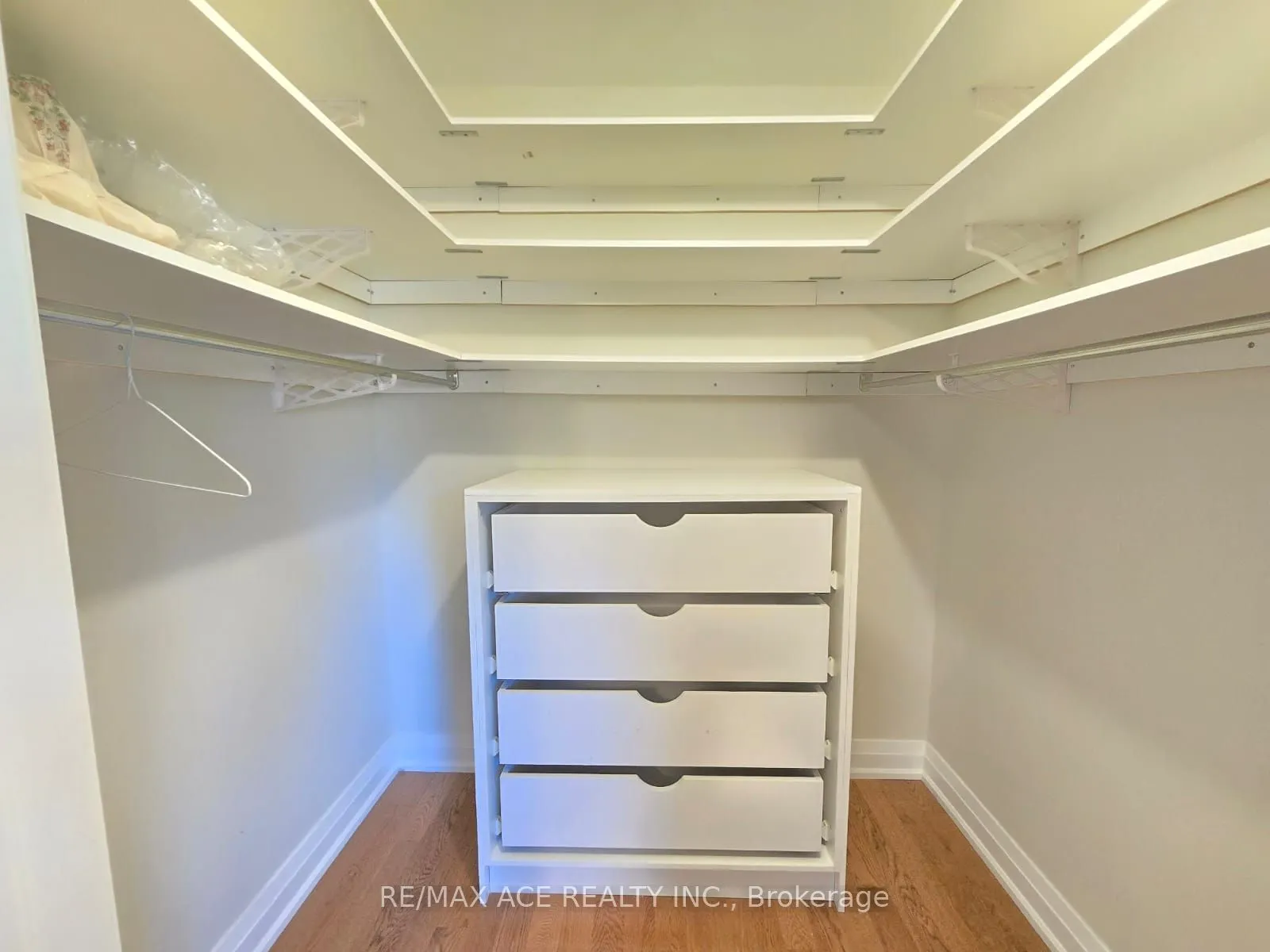 66 Portsdown Road, #Main