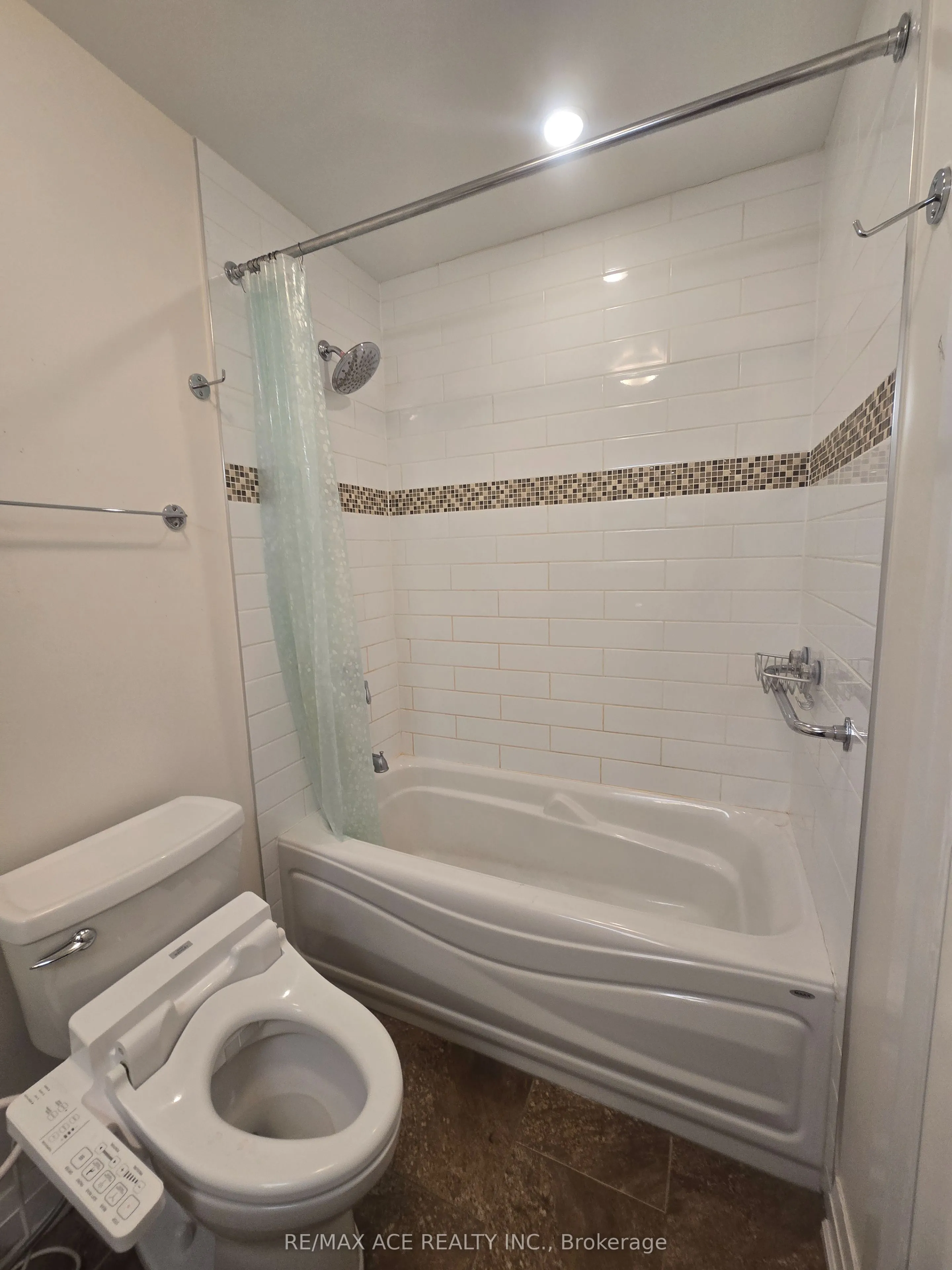 66 Portsdown Road, #Main