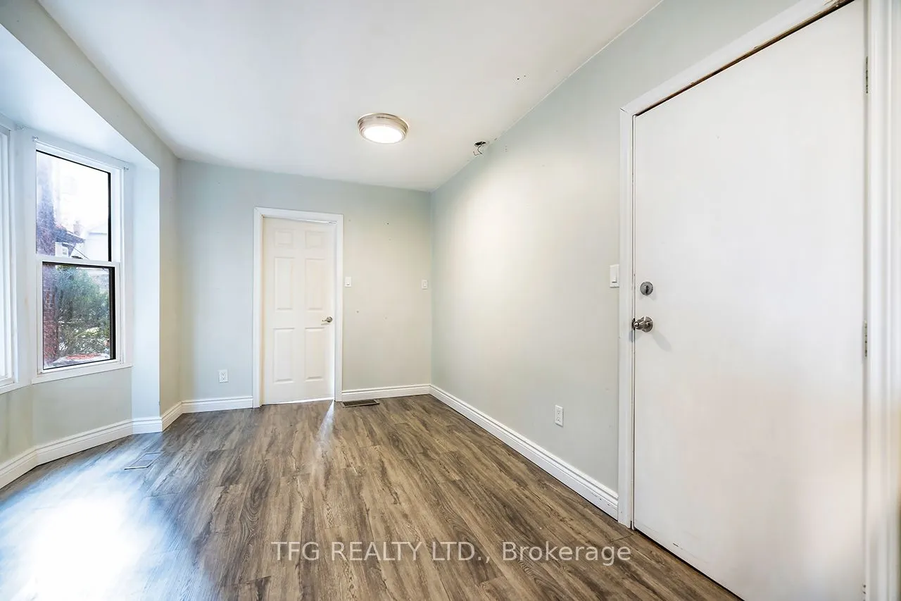 283 Jarvis Street, #Mainfloor