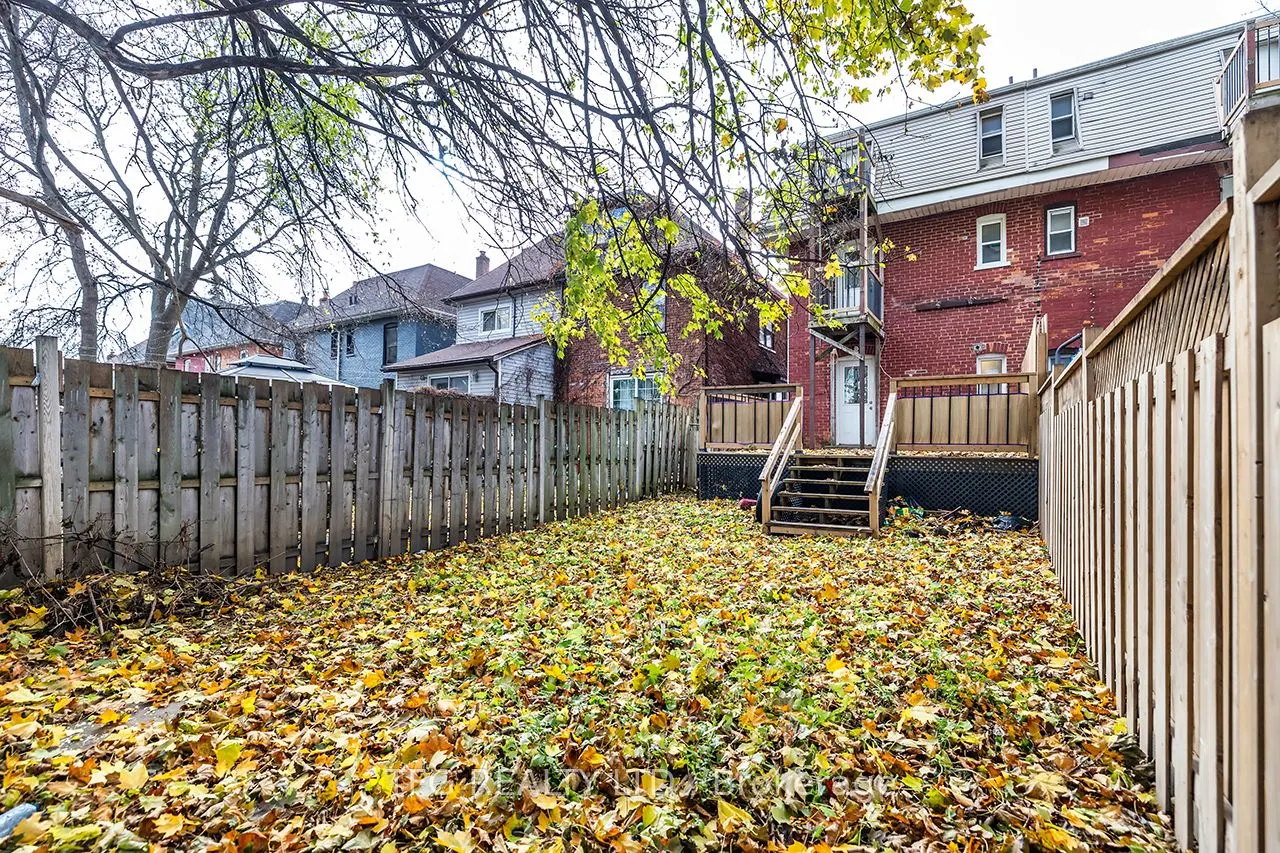 283 Jarvis Street, #Mainfloor