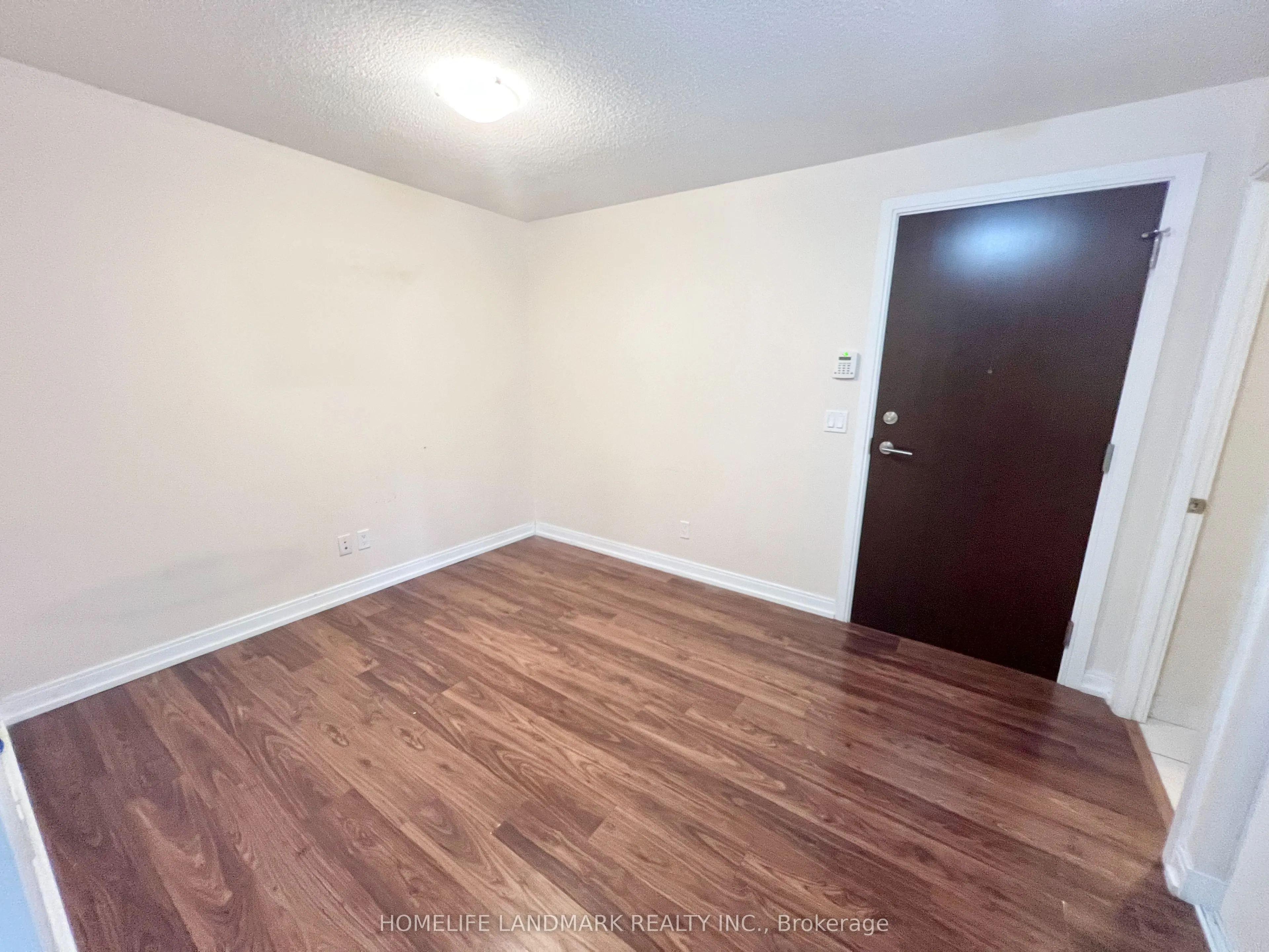 181 Village Green Square, #1714