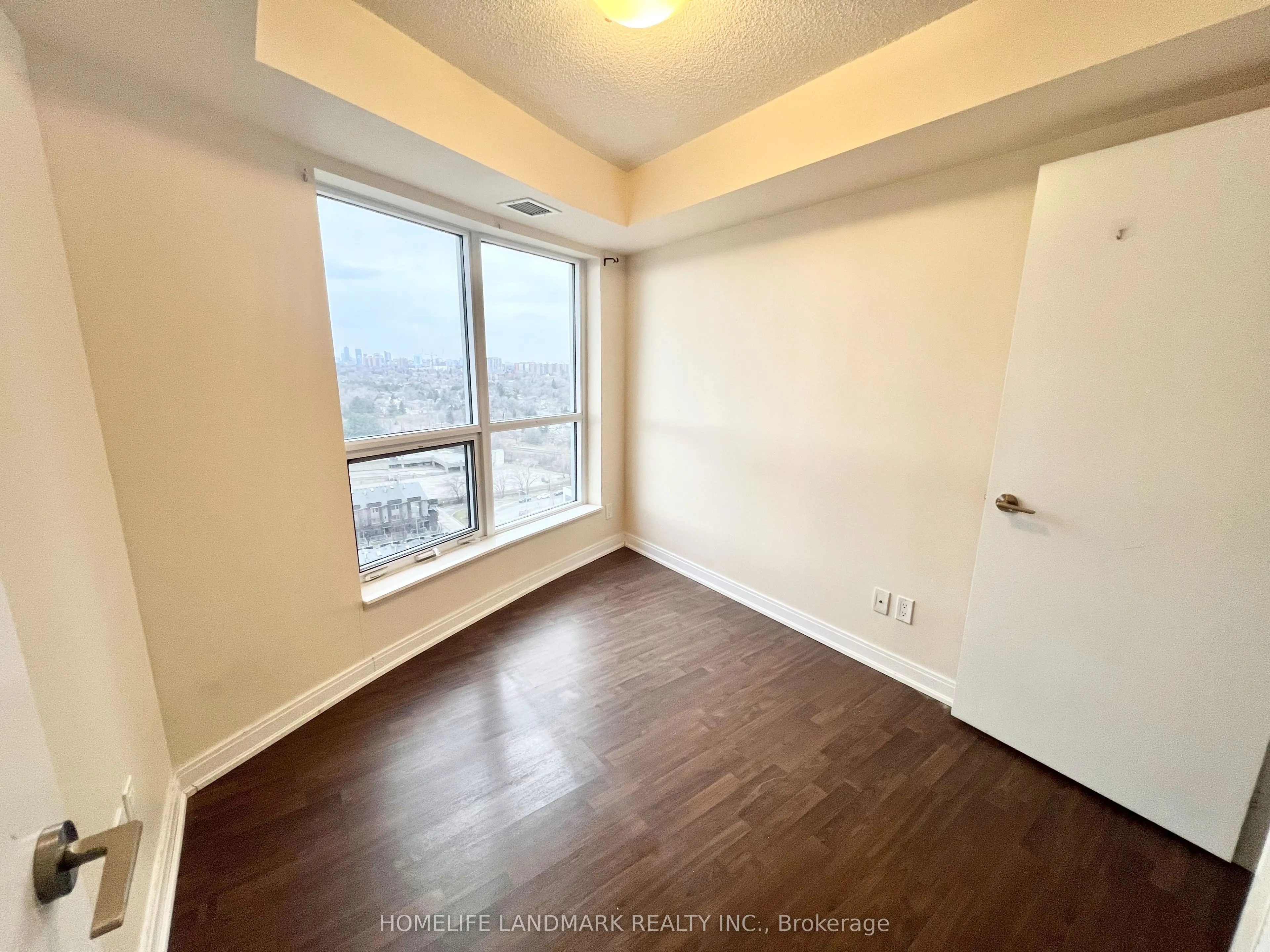 181 Village Green Square, #1714