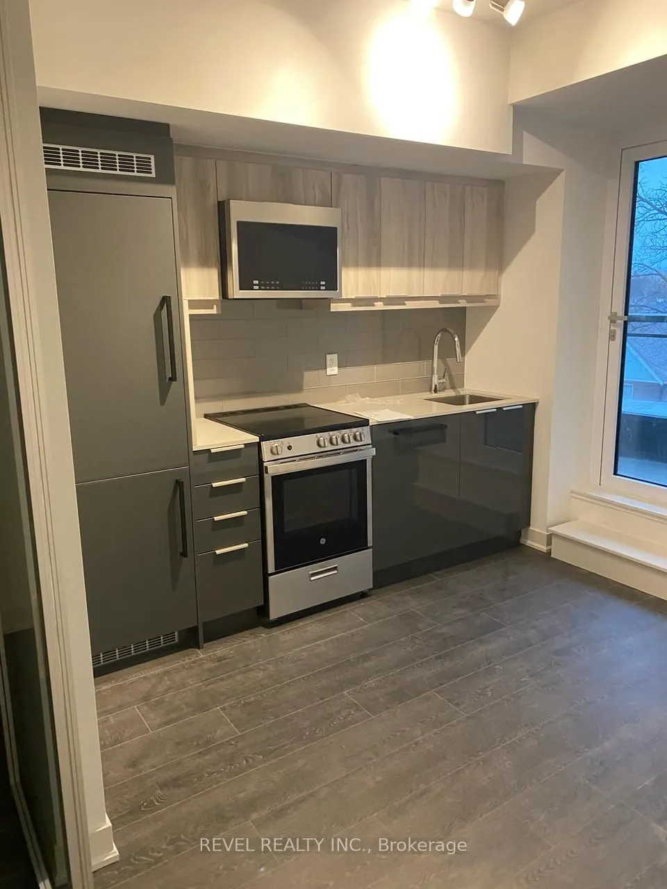 90 Glen Everest Road, #313