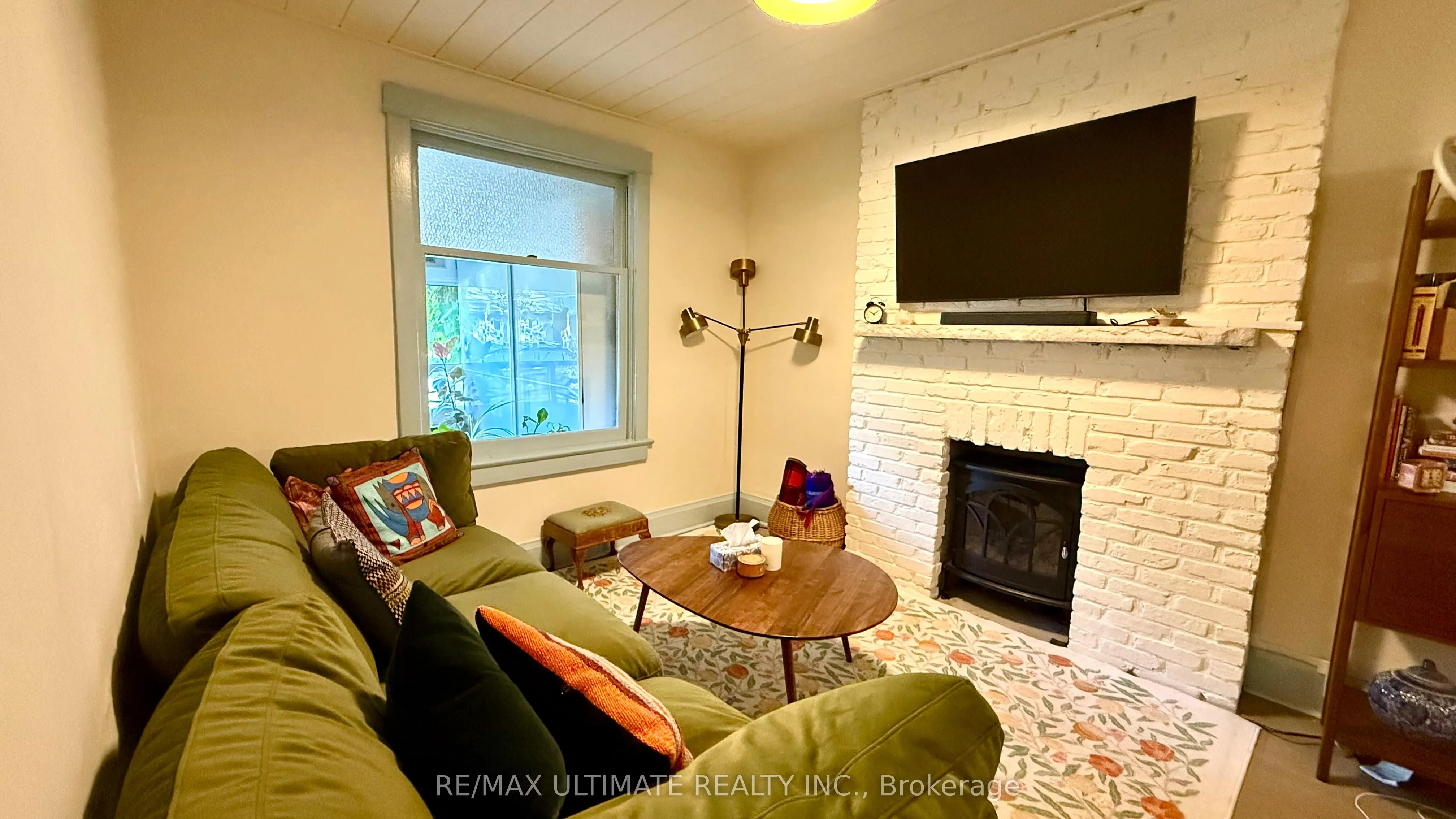 33 Alton Avenue, #Main