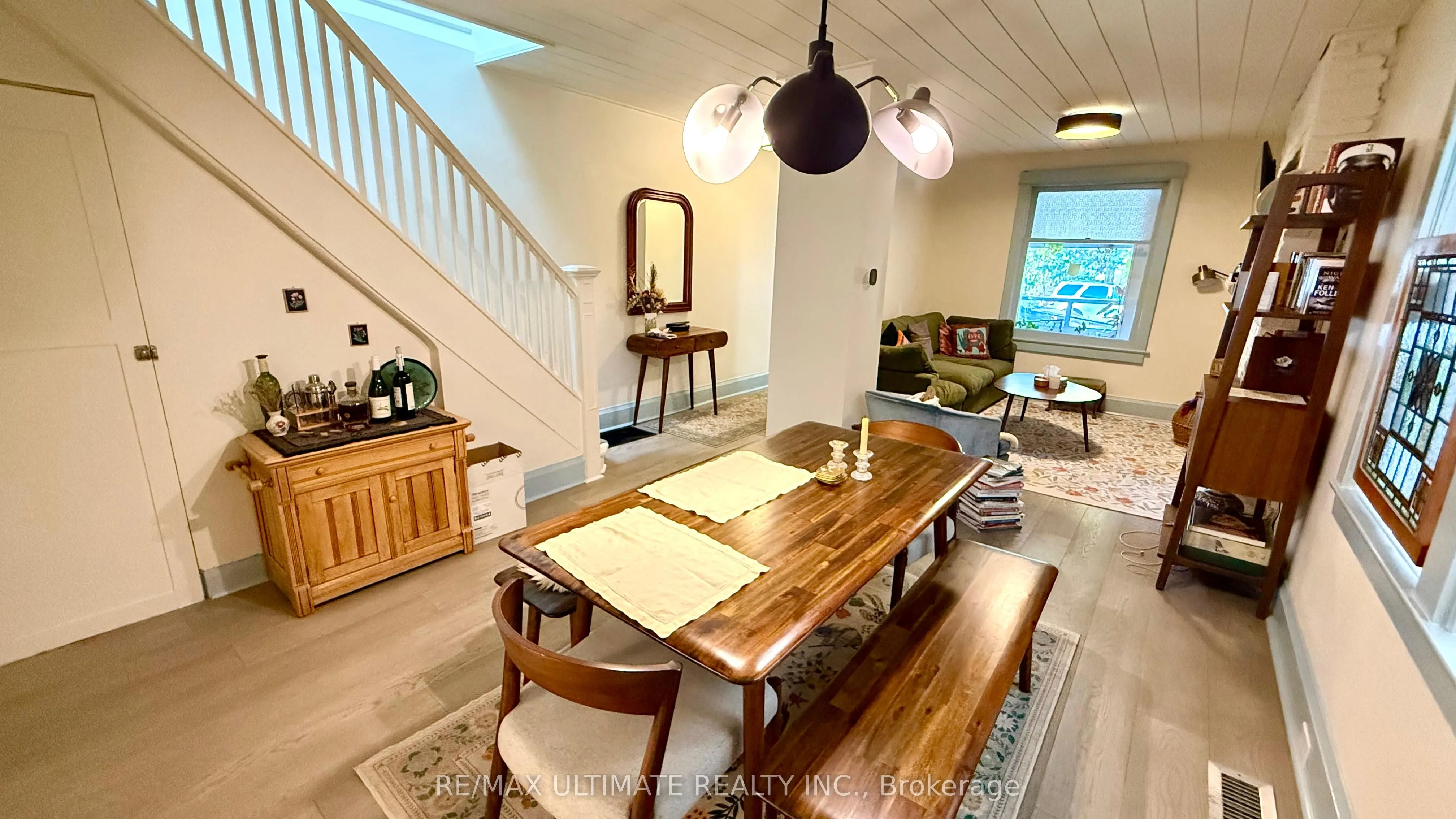 33 Alton Avenue, #Main