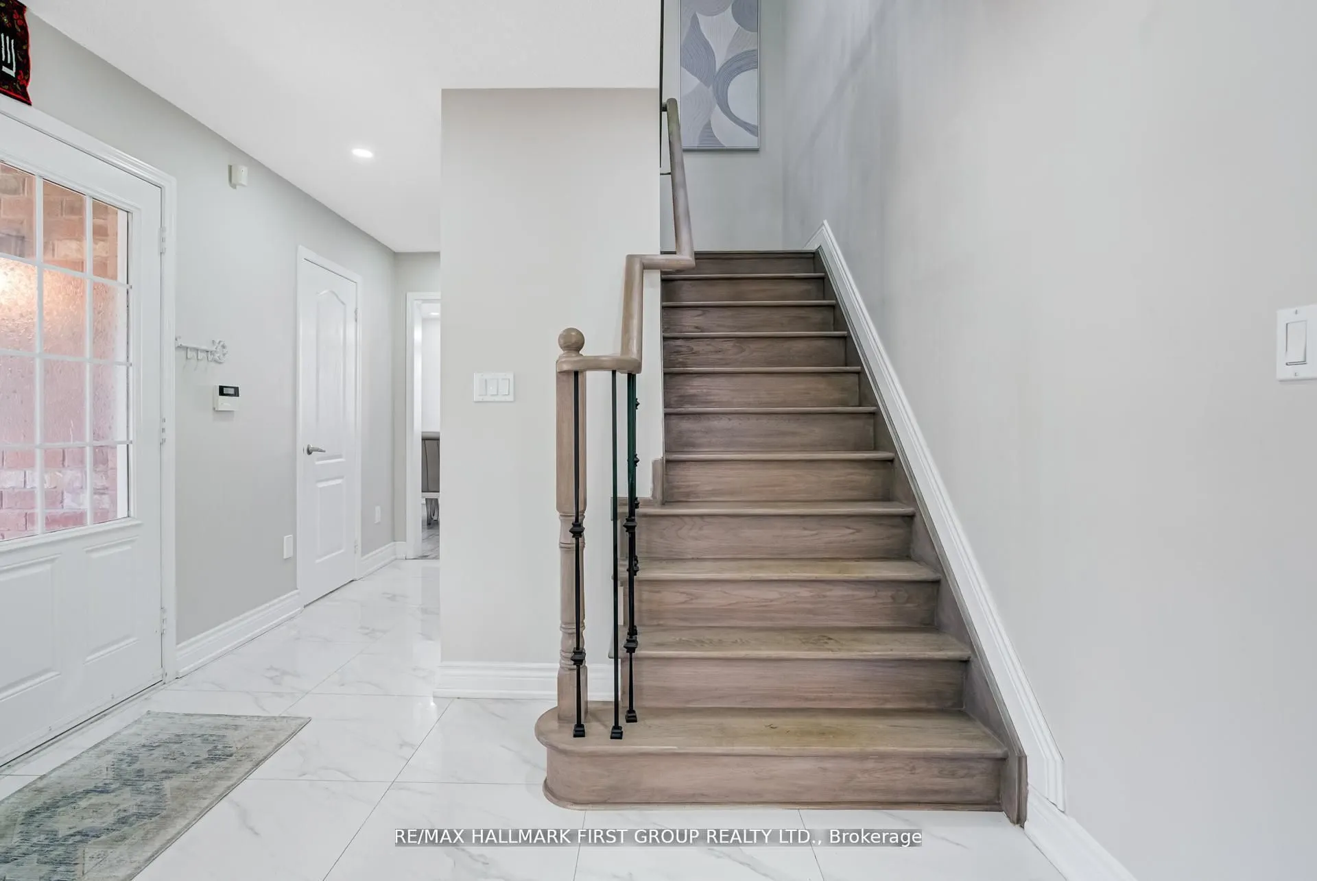 35 Elliottglen Drive