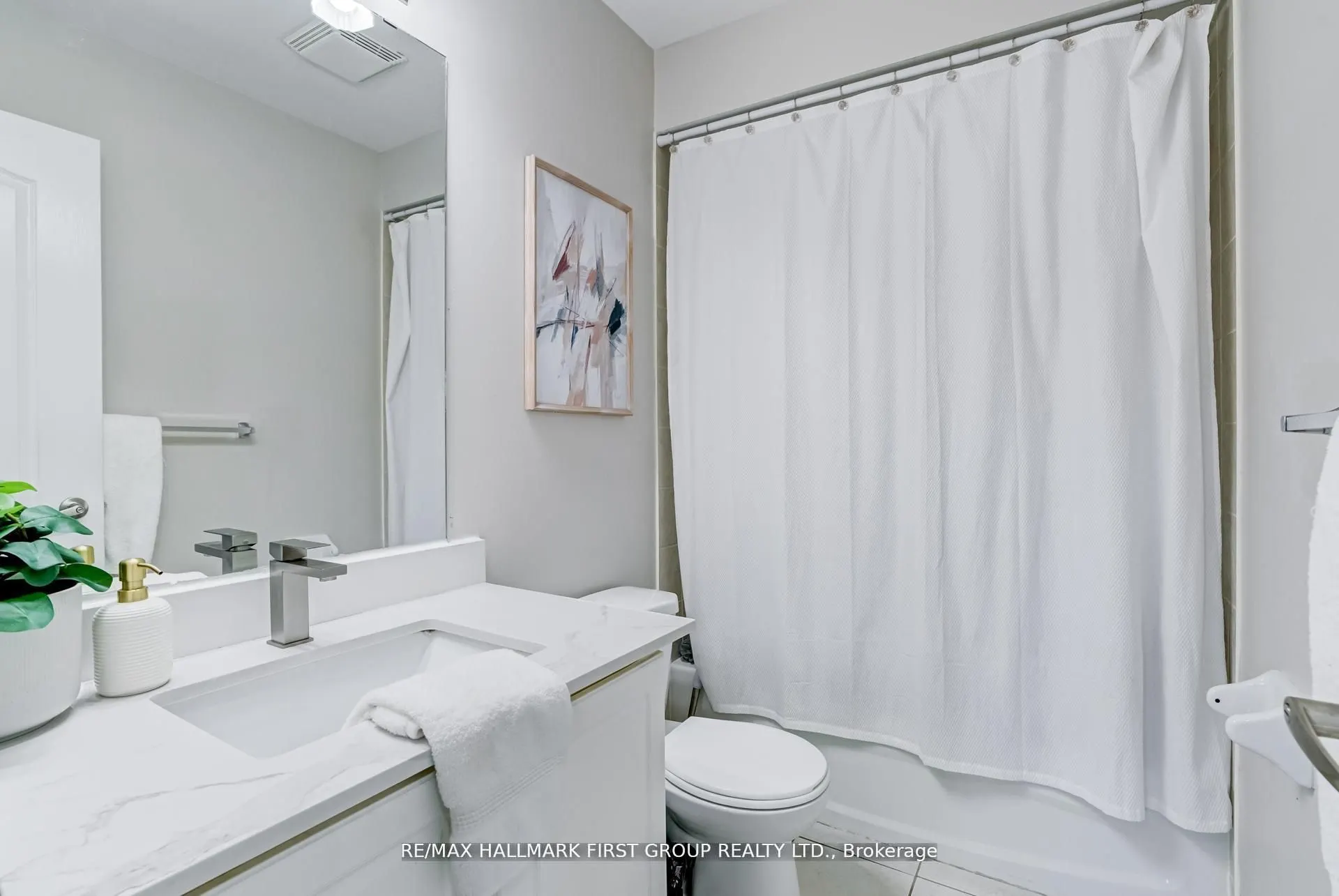 35 Elliottglen Drive