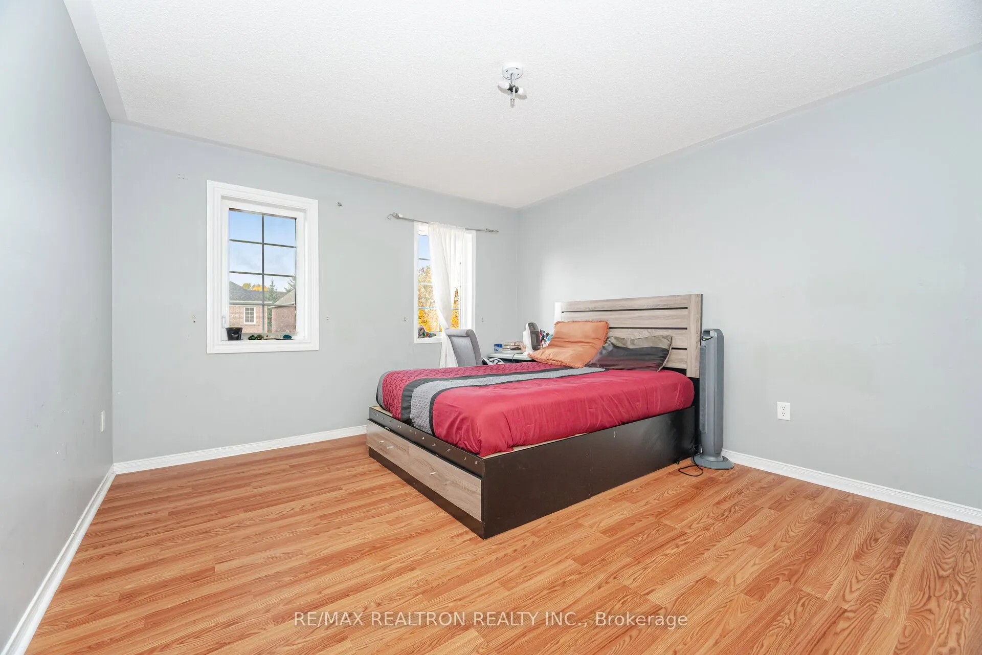 58 Bradbury Crescent