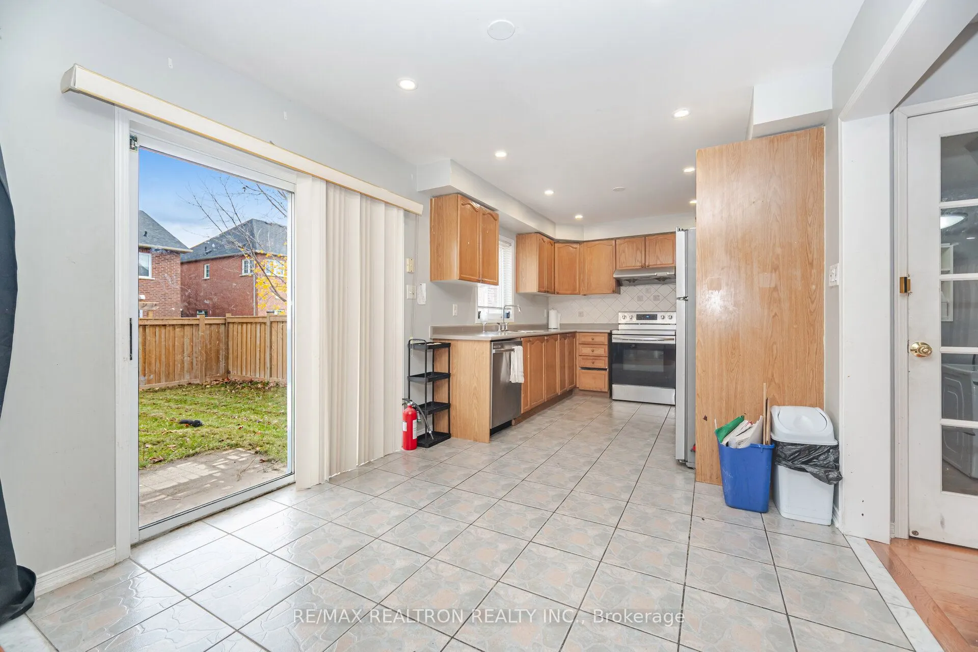 58 Bradbury Crescent