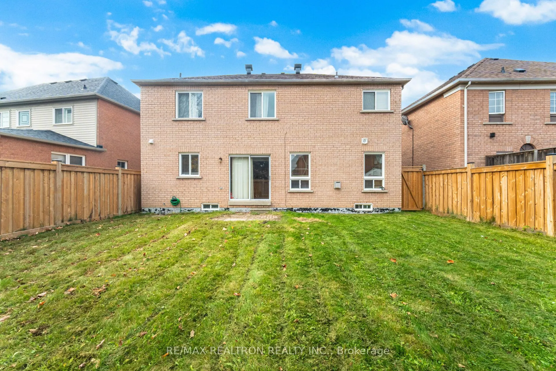 58 Bradbury Crescent