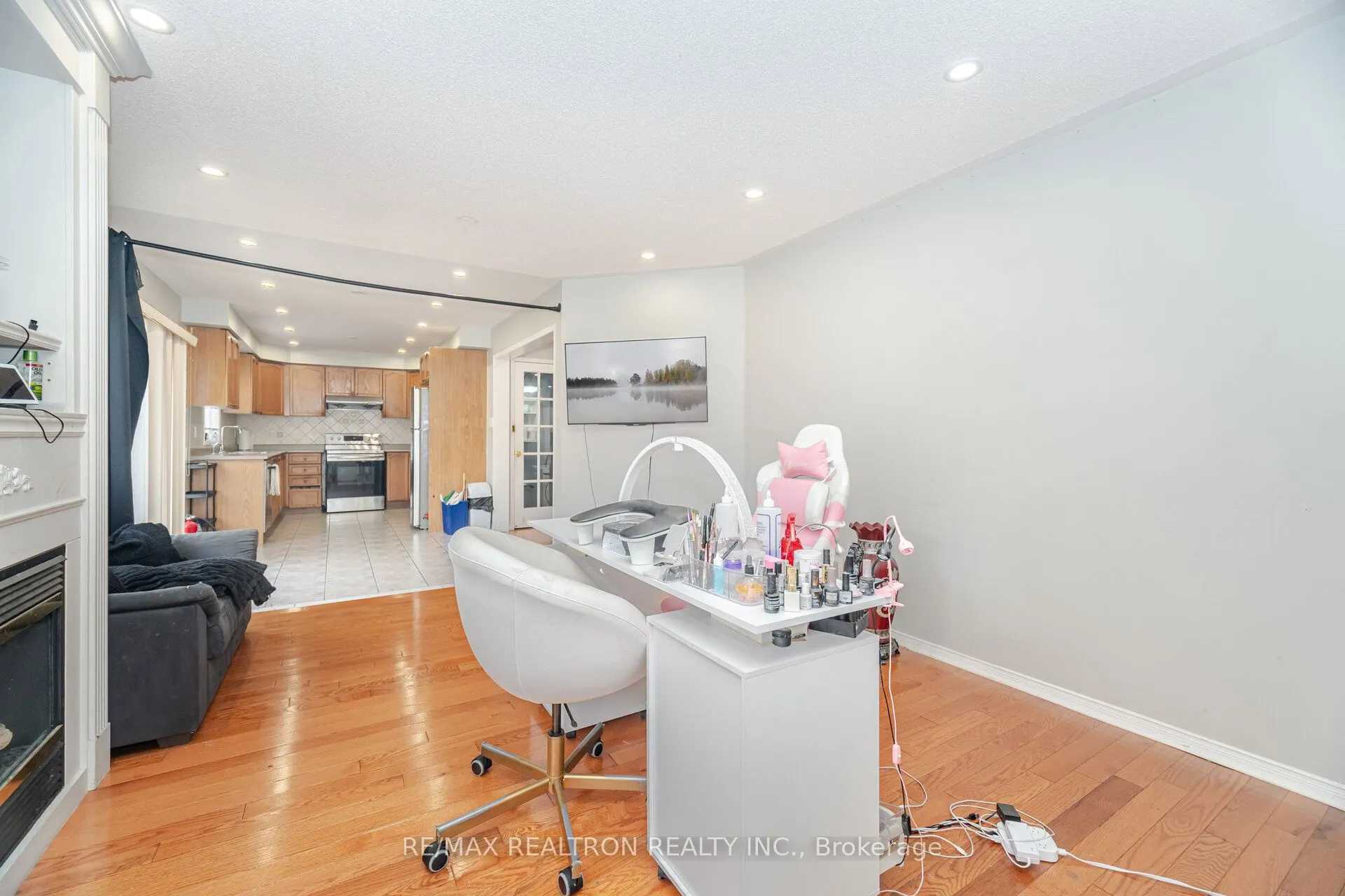 58 Bradbury Crescent