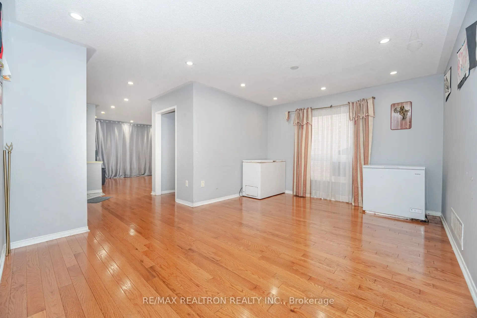 58 Bradbury Crescent