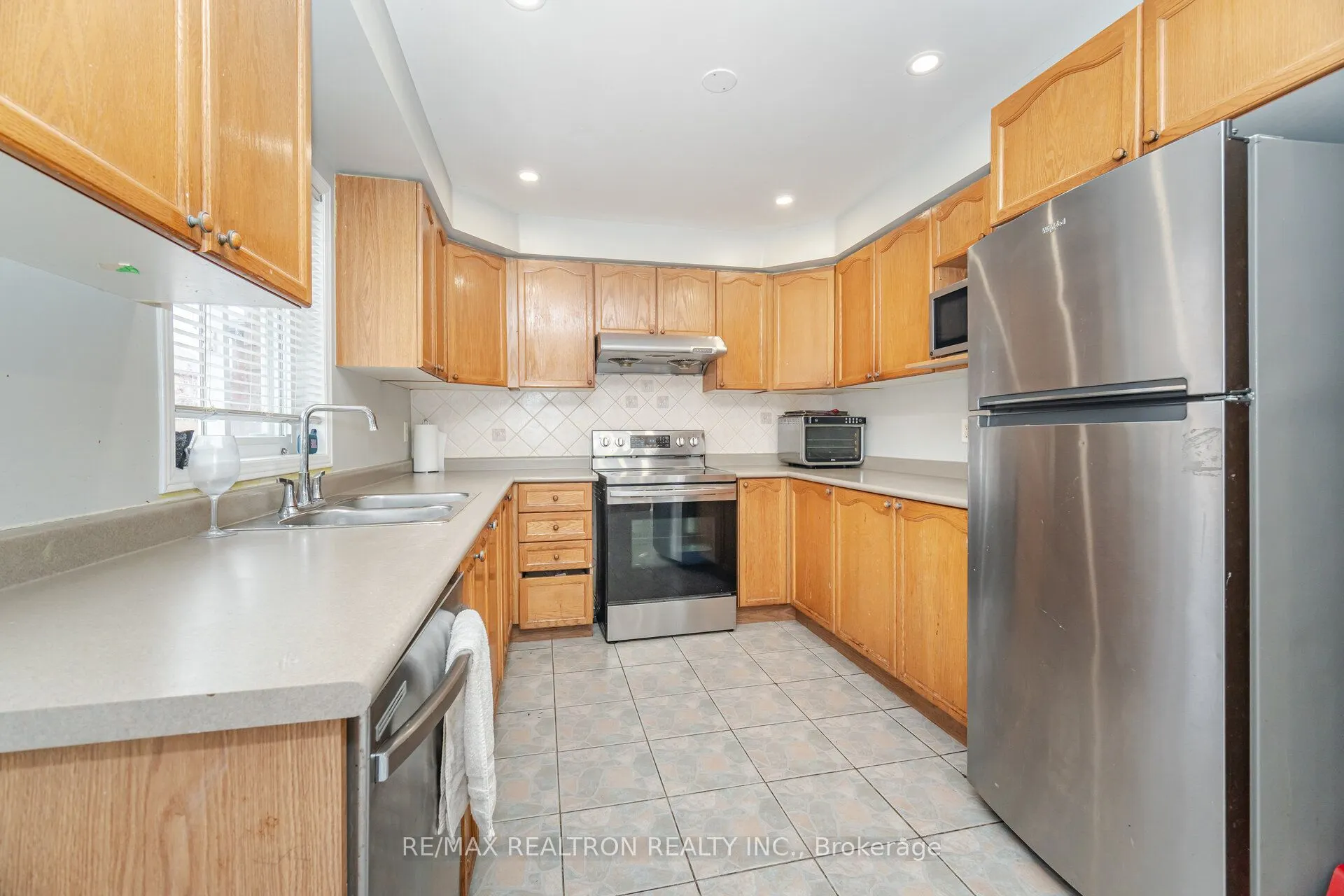 58 Bradbury Crescent