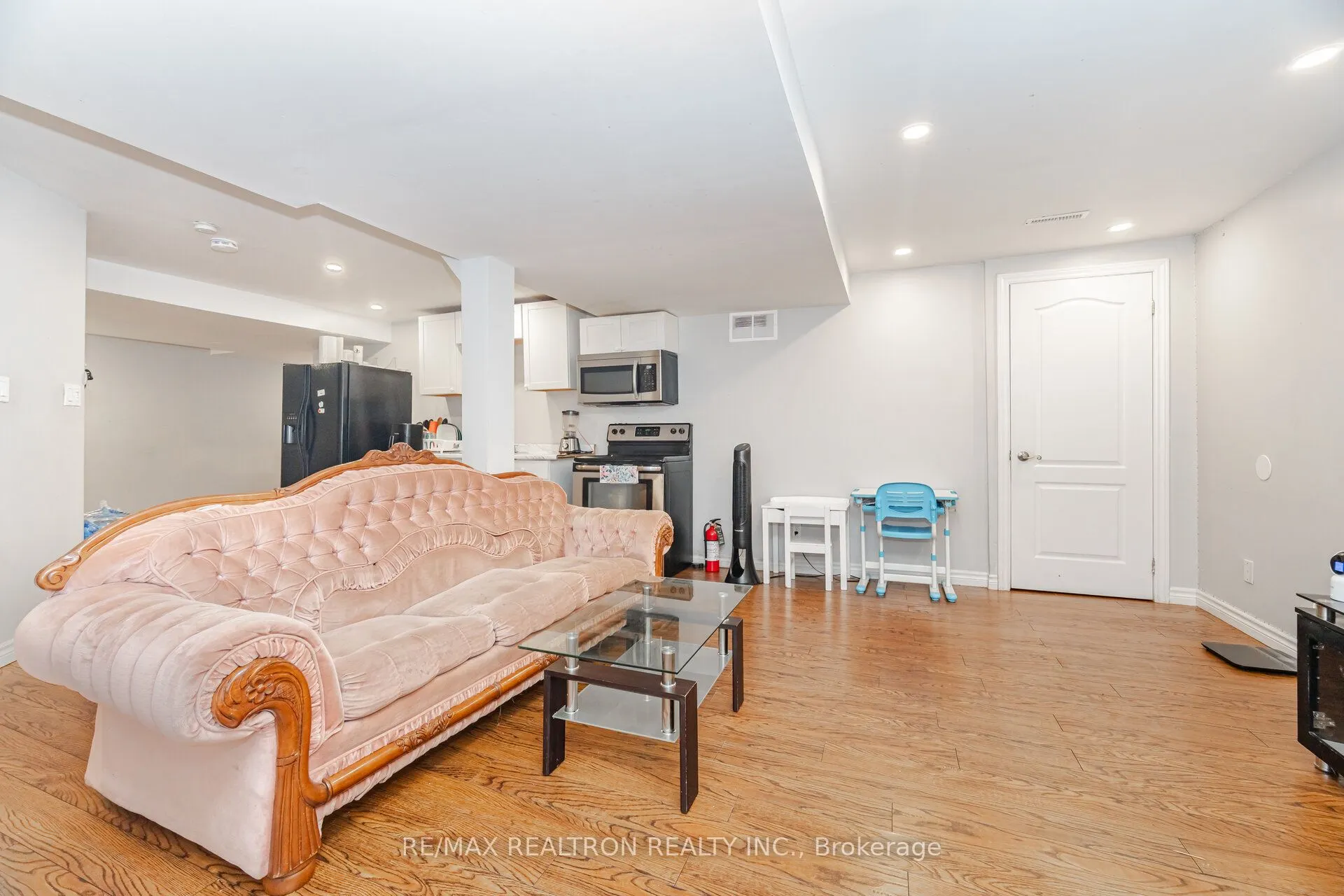 58 Bradbury Crescent