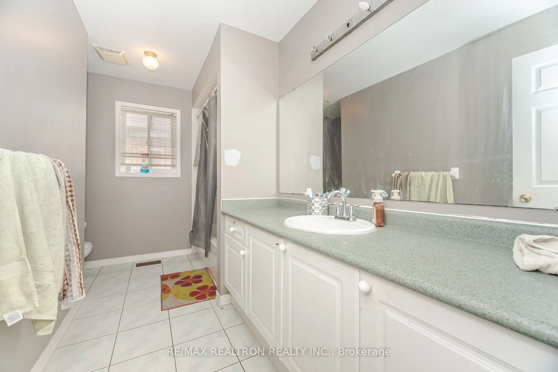 58 Bradbury Crescent