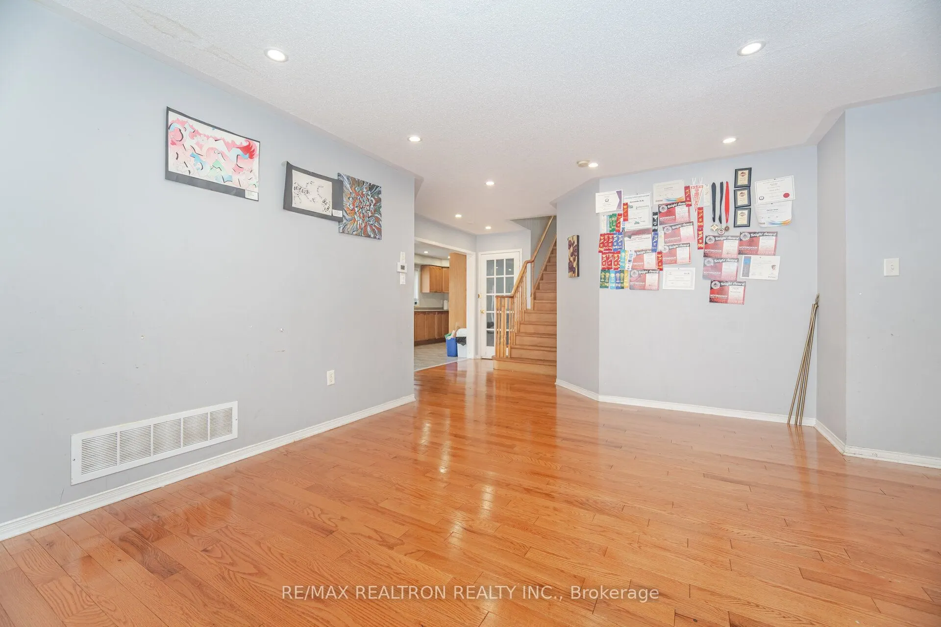 58 Bradbury Crescent