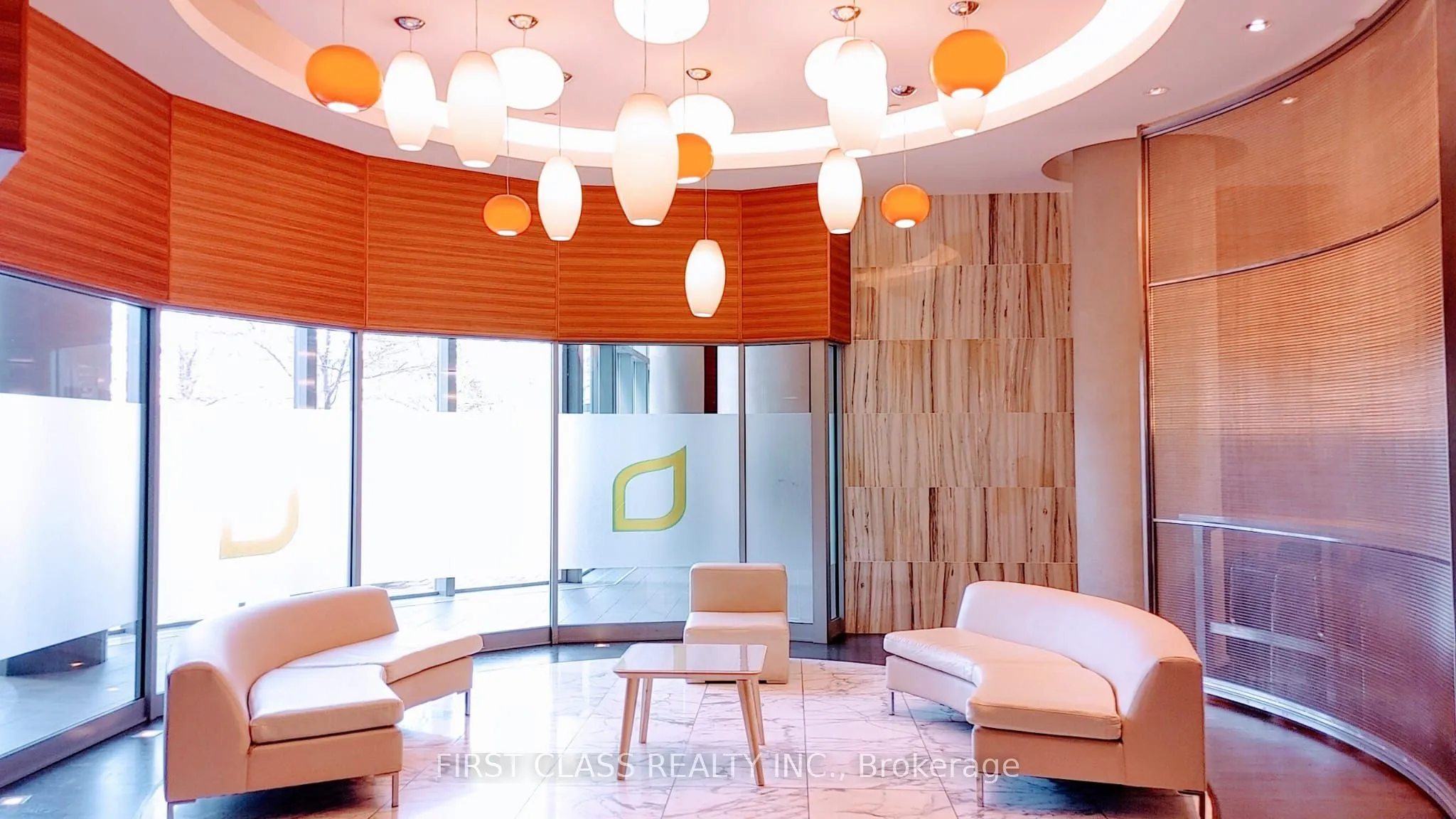 135 Village Green Square, #1616