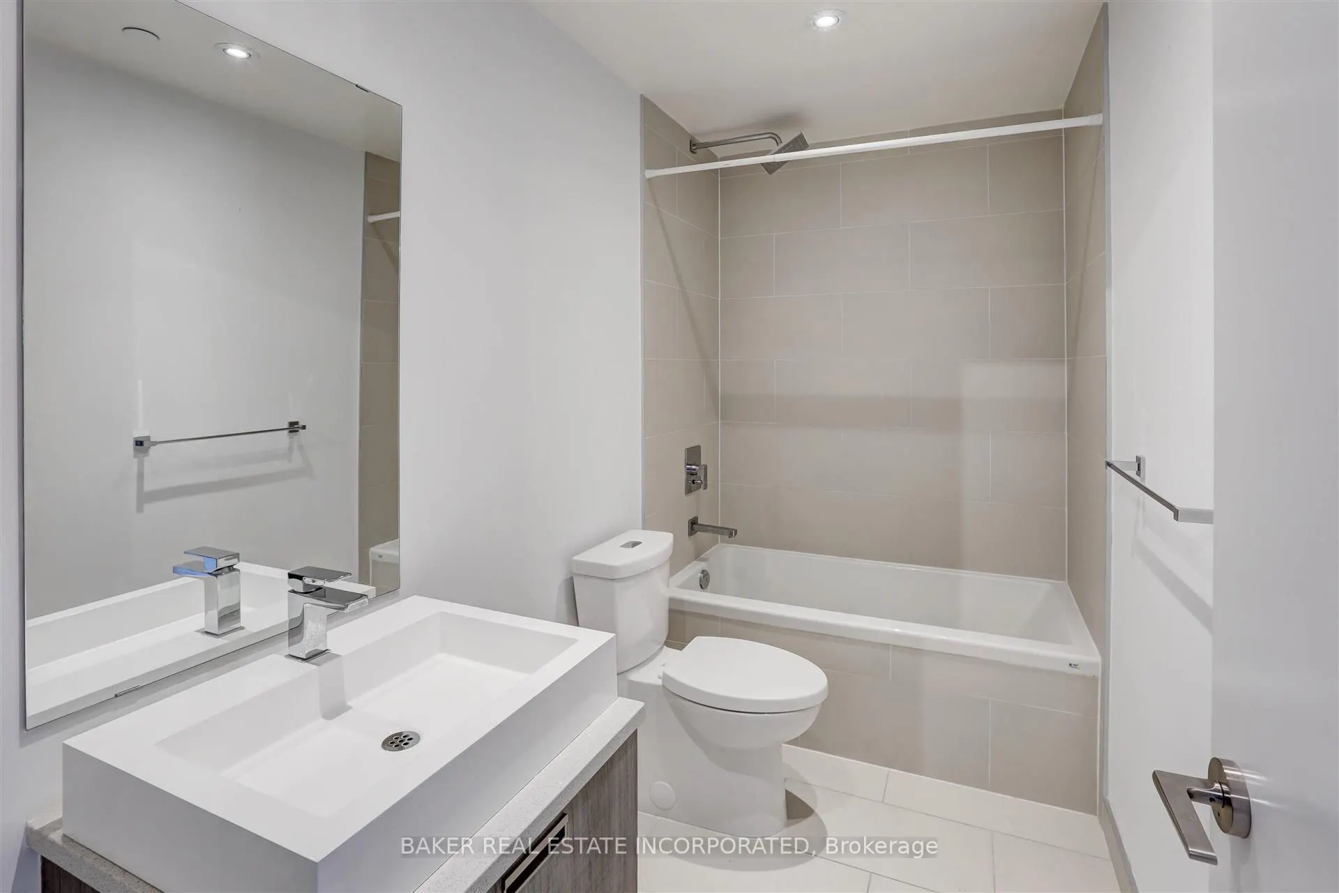 246 Logan Avenue, #310