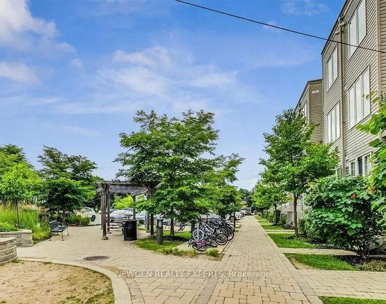 393 Beechgrove Drive, #73