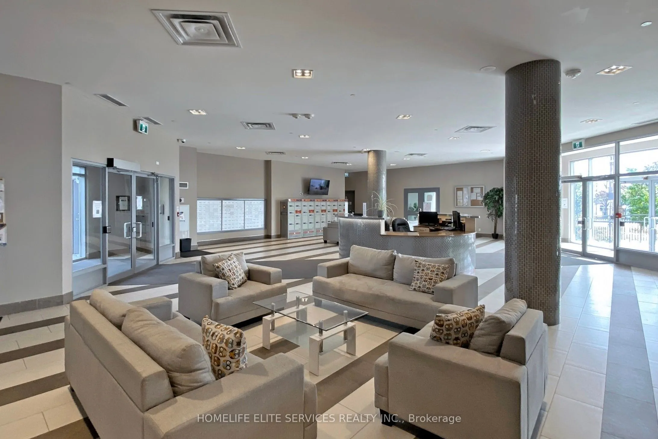 2152 Lawrence Avenue E, #210