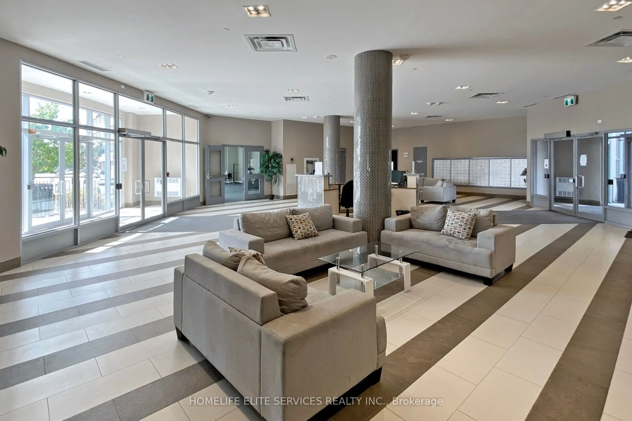 2152 Lawrence Avenue E, #210