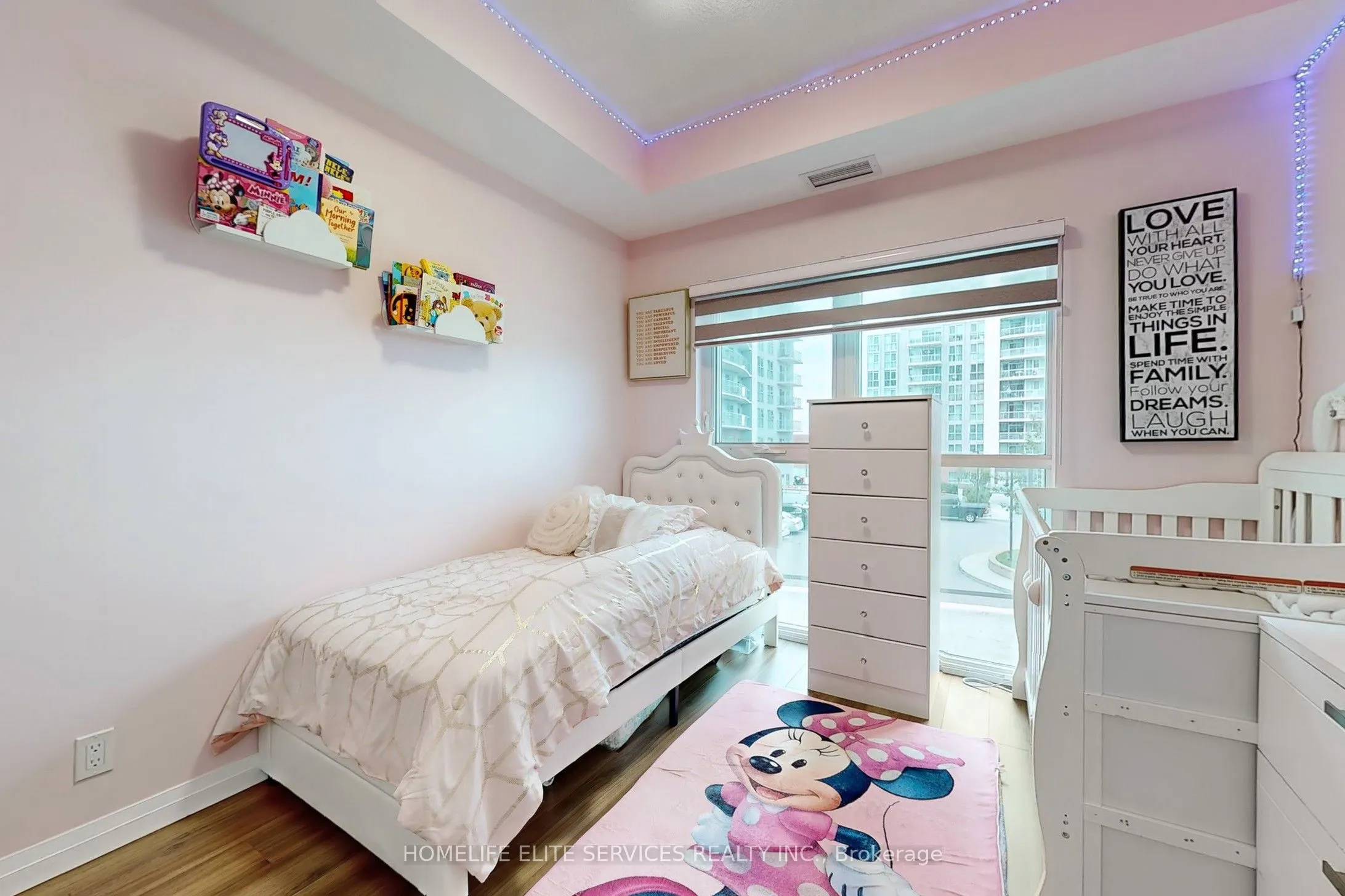 2152 Lawrence Avenue E, #210