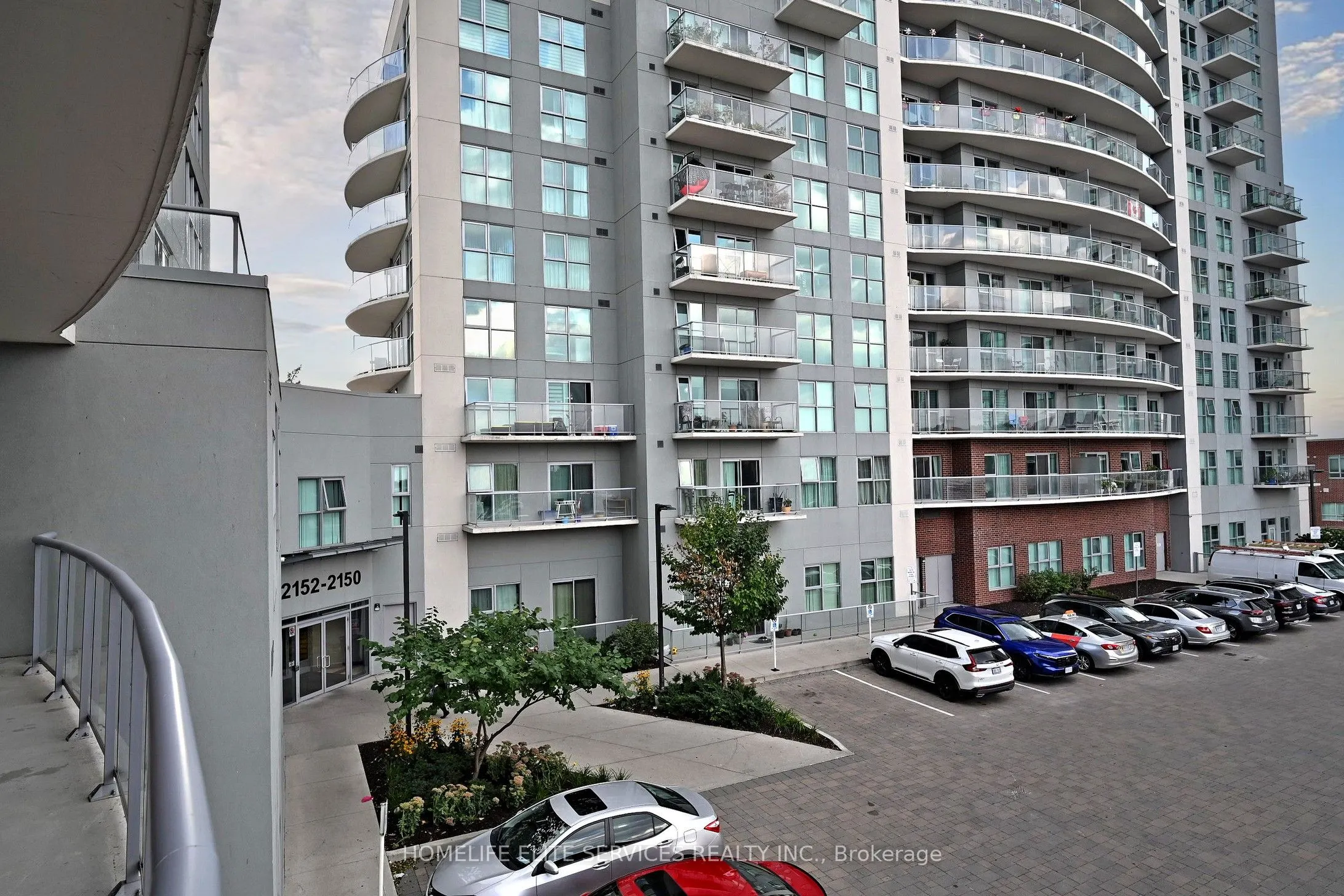 2152 Lawrence Avenue E, #210