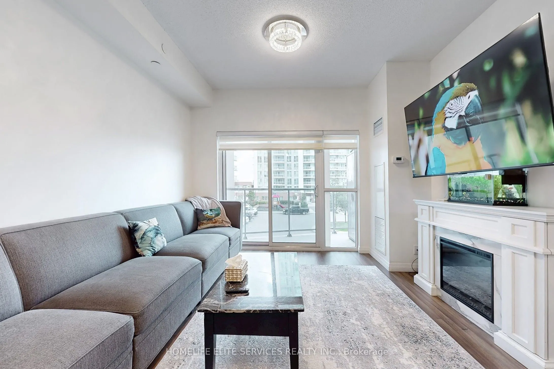 2152 Lawrence Avenue E, #210