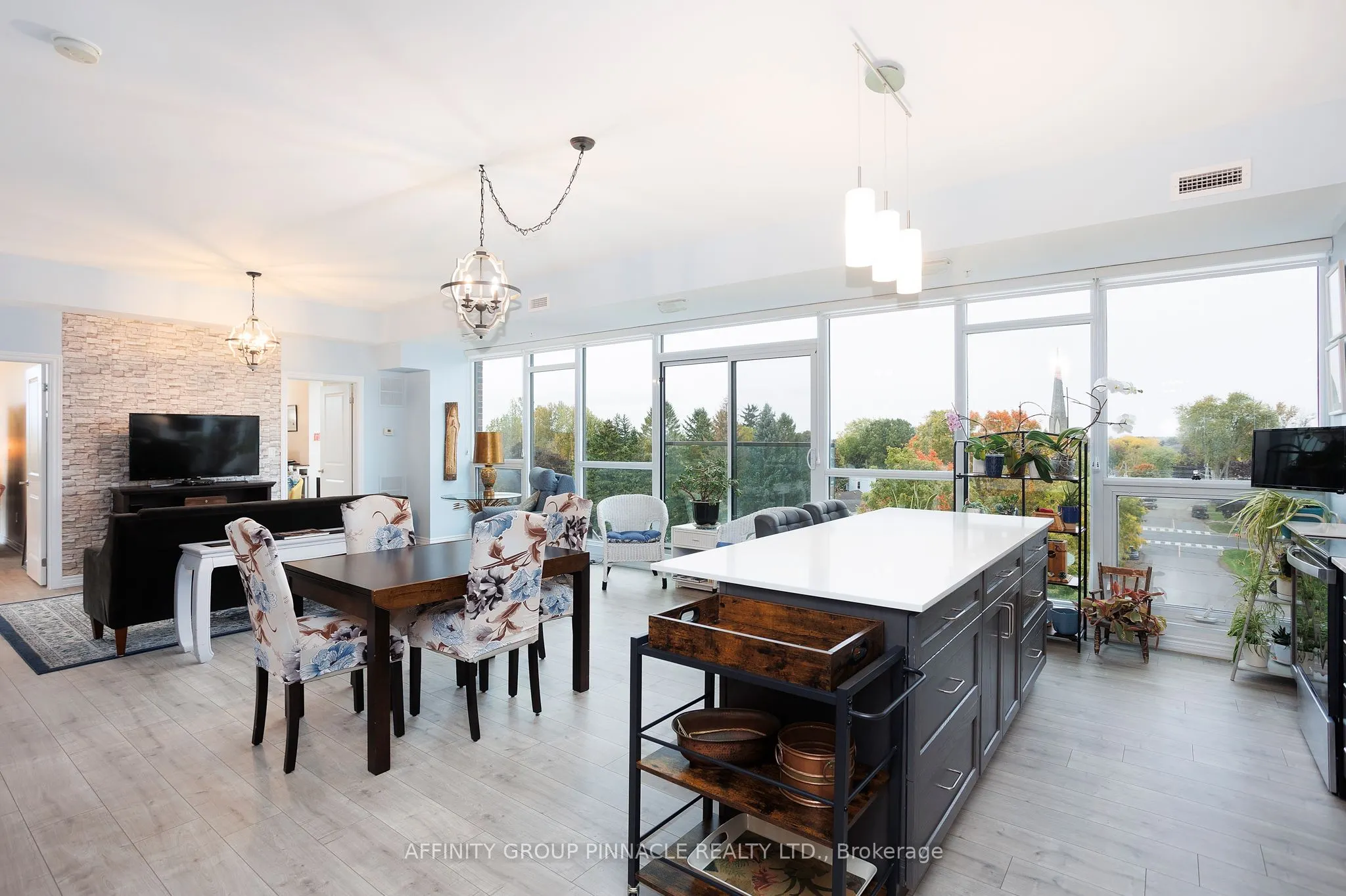 109 King Avenue E, #509