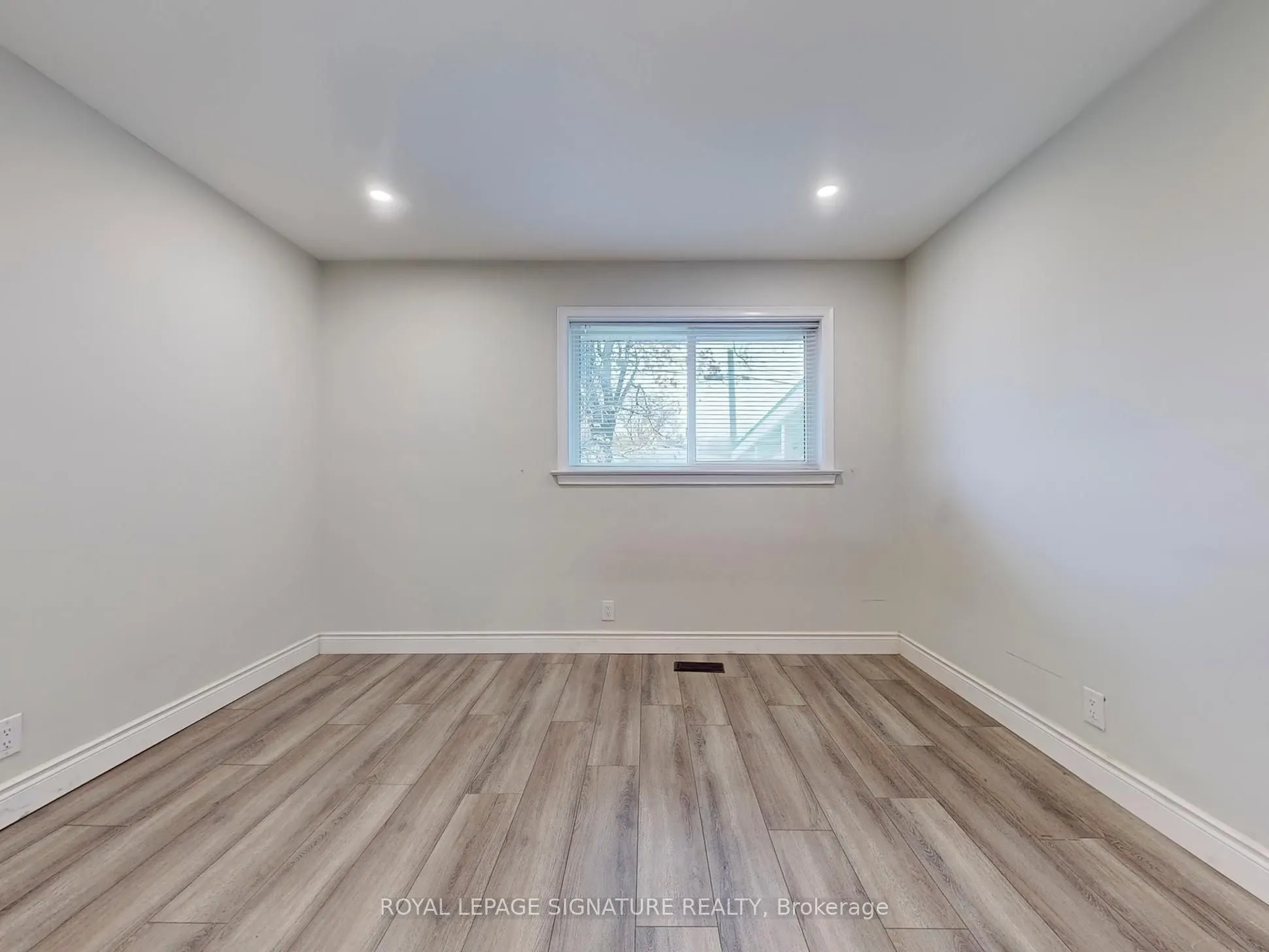 10 Vesper Court, #Main