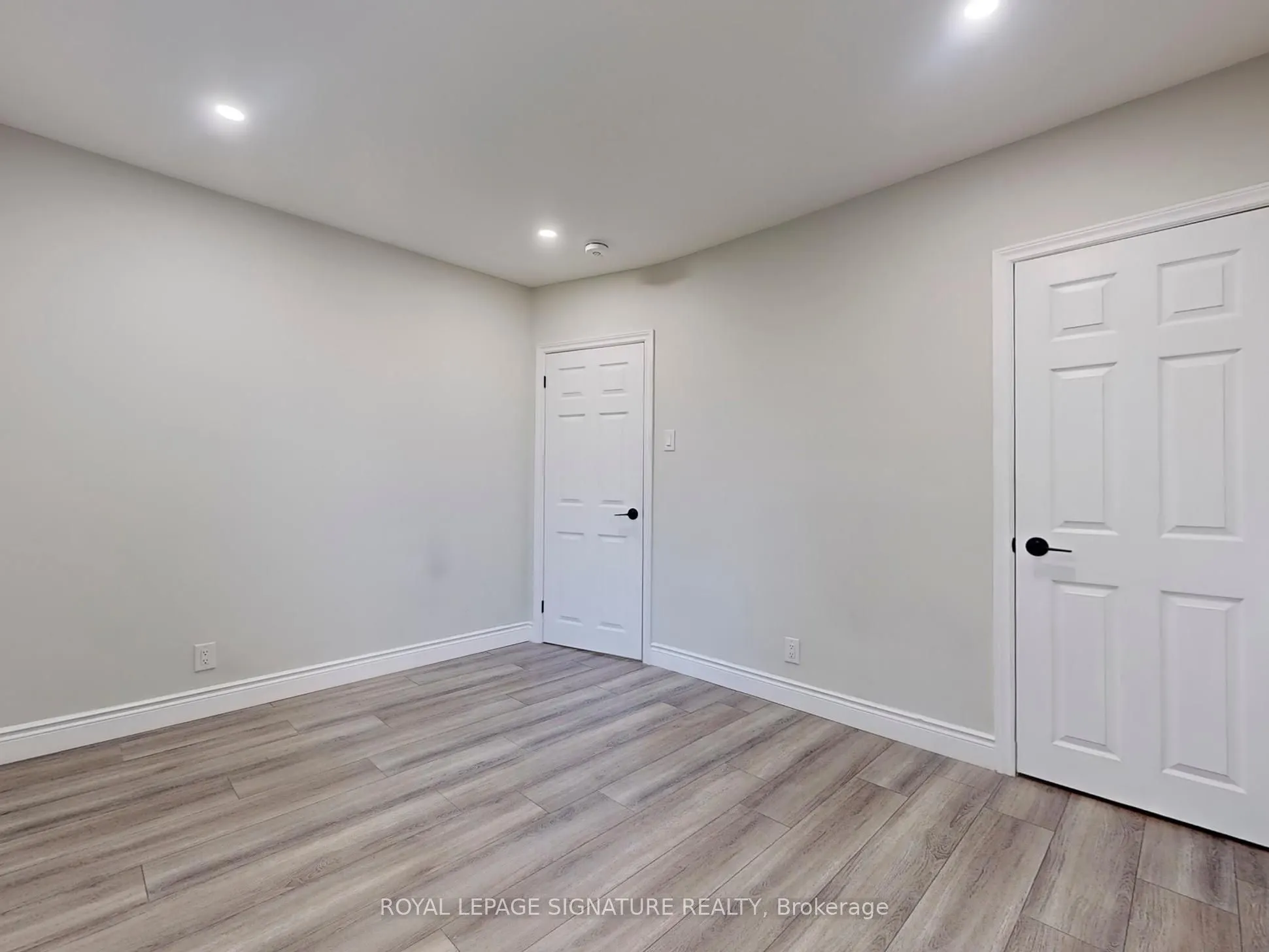 10 Vesper Court, #Main