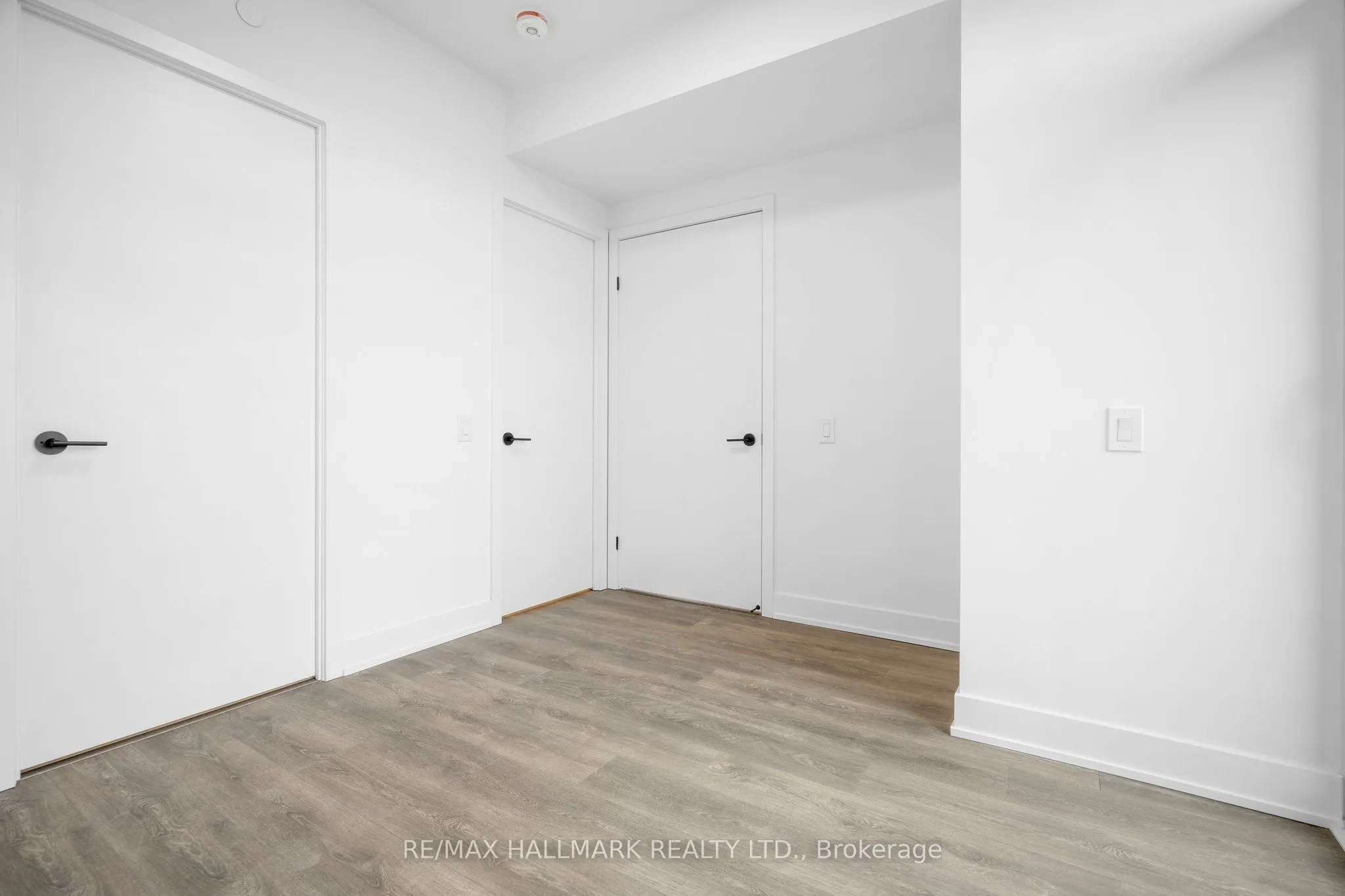 1285 Queen Street E, #405