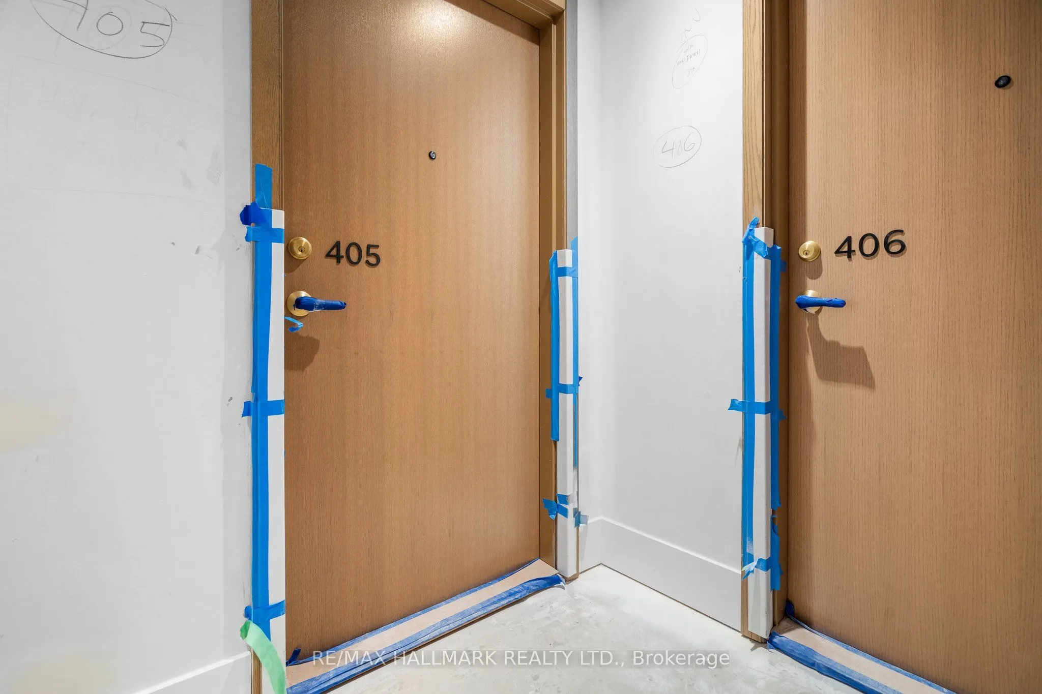 1285 Queen Street E, #405