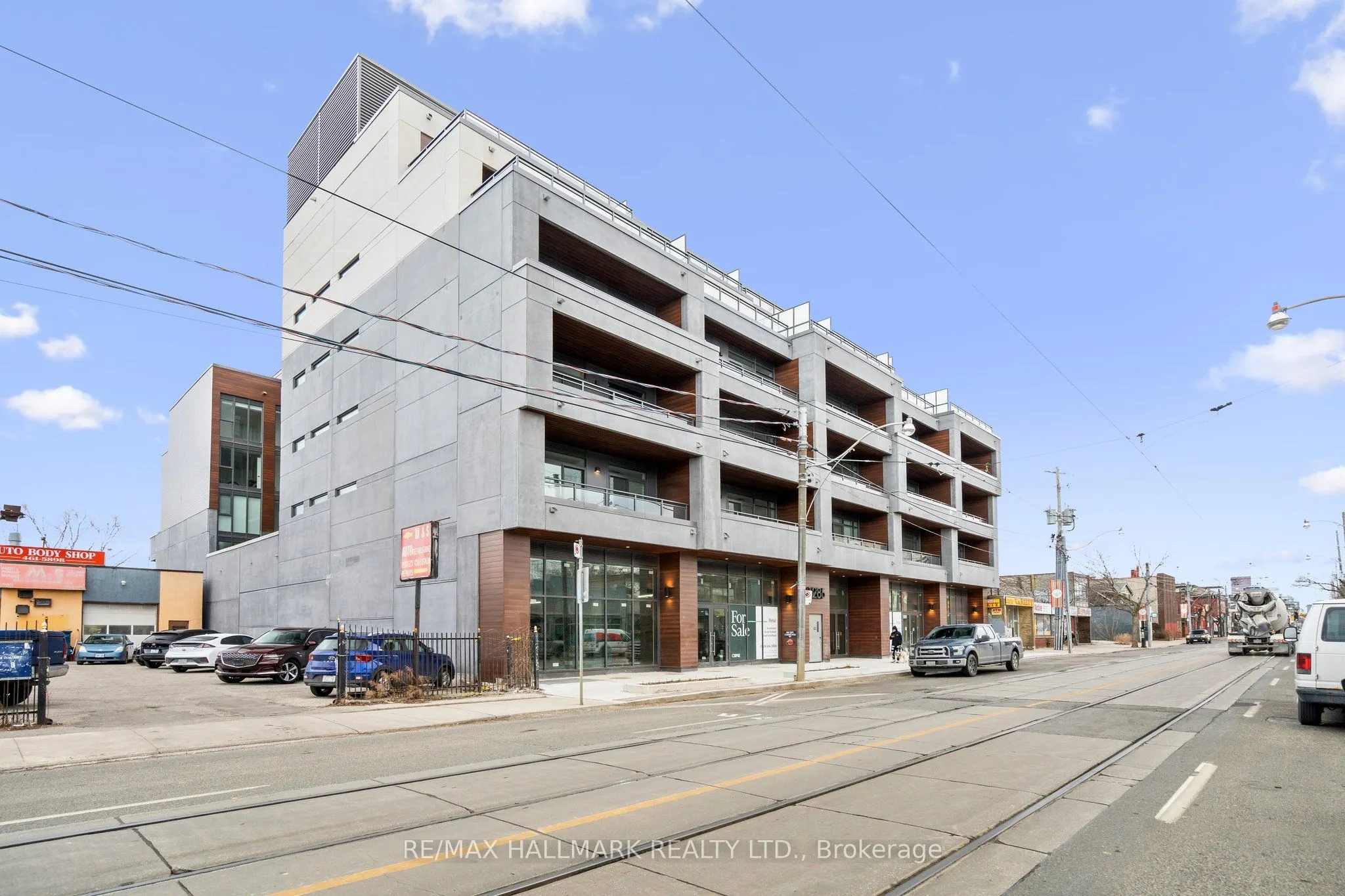 1285 Queen Street E, #405