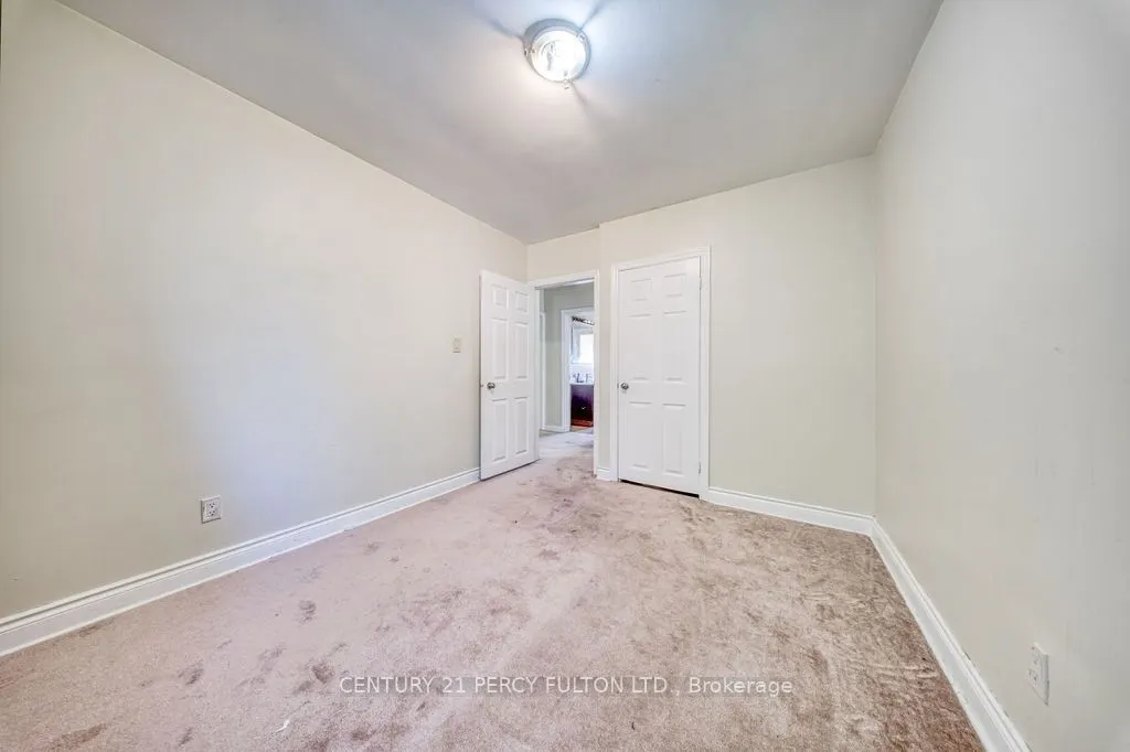 63 Hiscock Boulevard