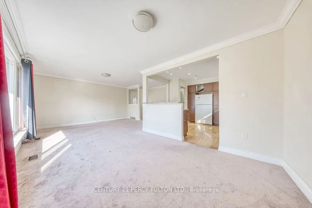 63 Hiscock Boulevard