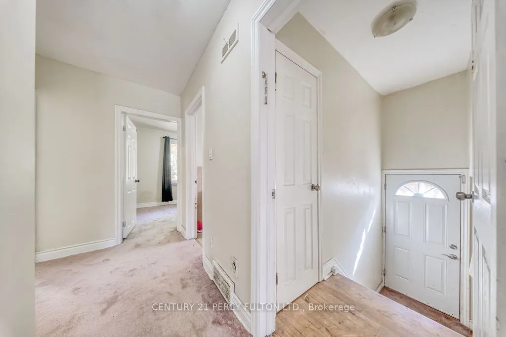 63 Hiscock Boulevard