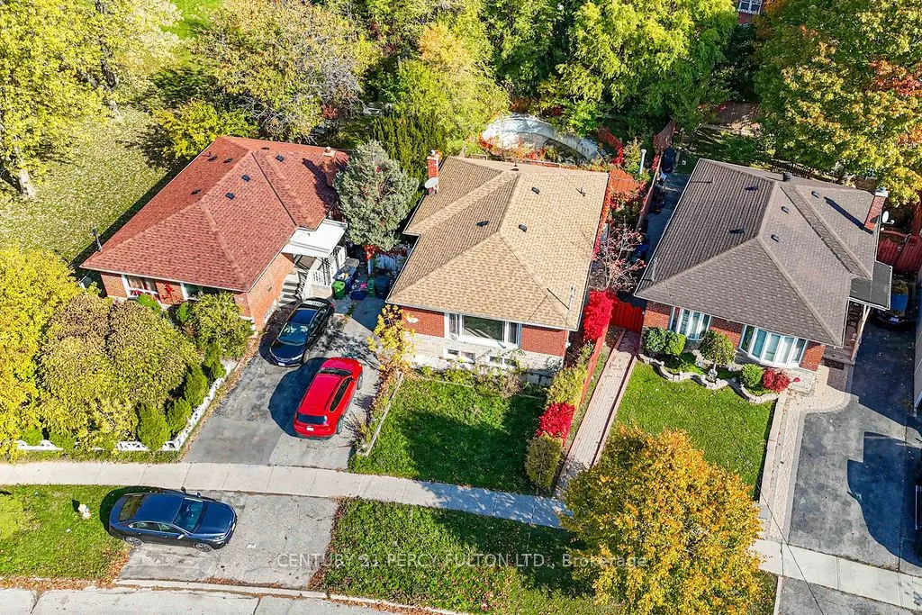 63 Hiscock Boulevard