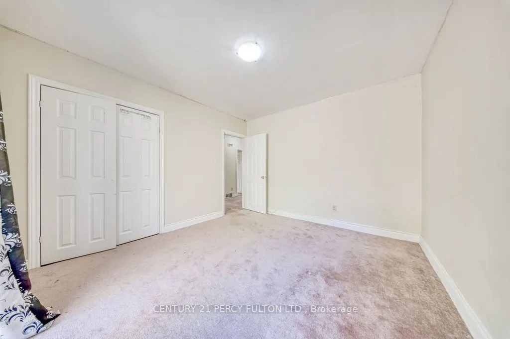 63 Hiscock Boulevard