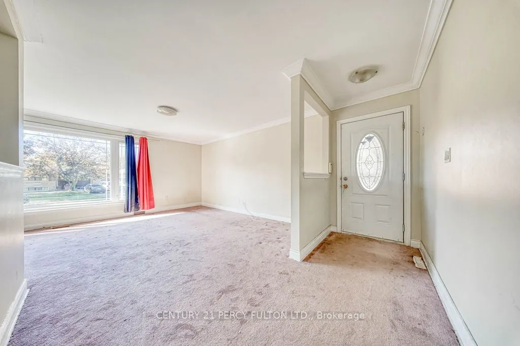 63 Hiscock Boulevard