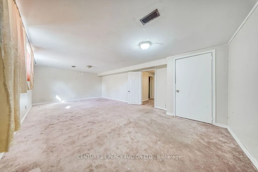 63 Hiscock Boulevard