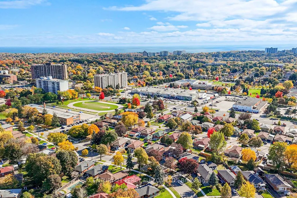 63 Hiscock Boulevard