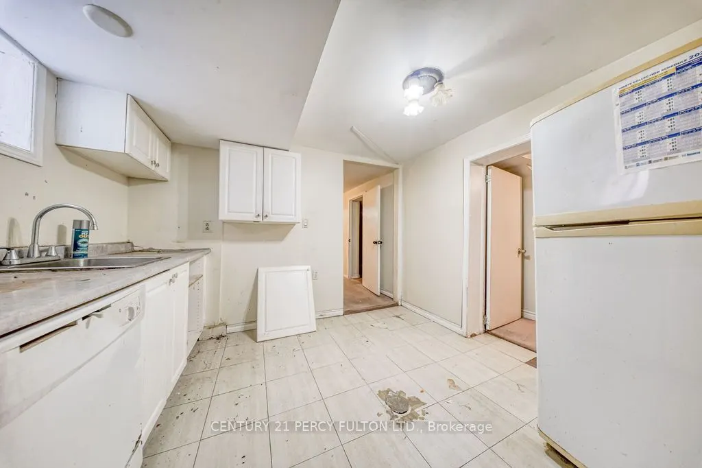 63 Hiscock Boulevard