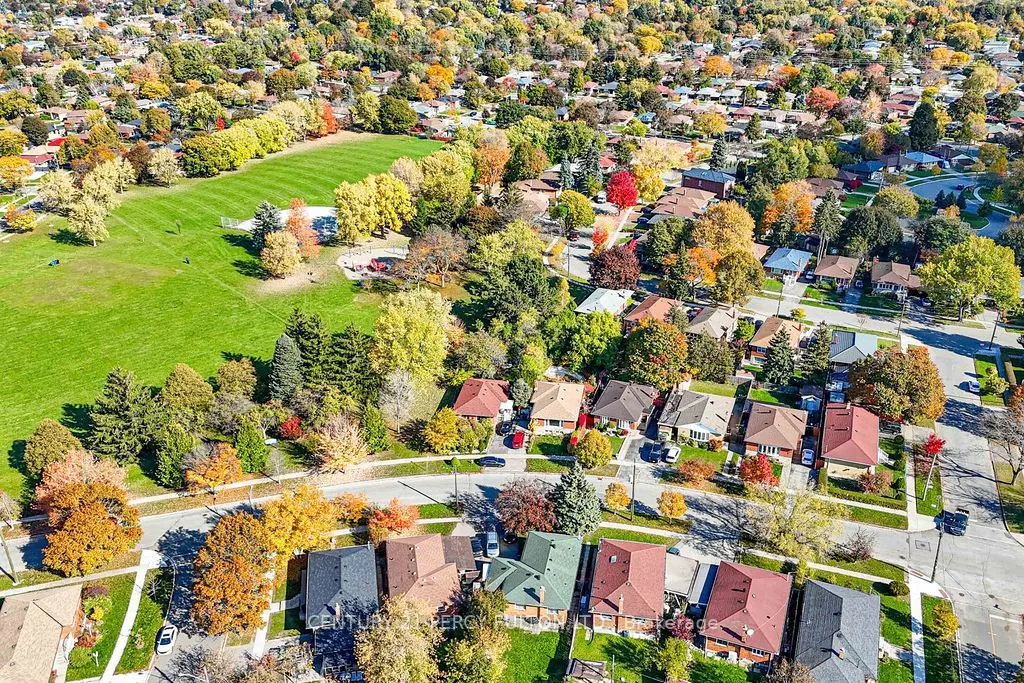 63 Hiscock Boulevard