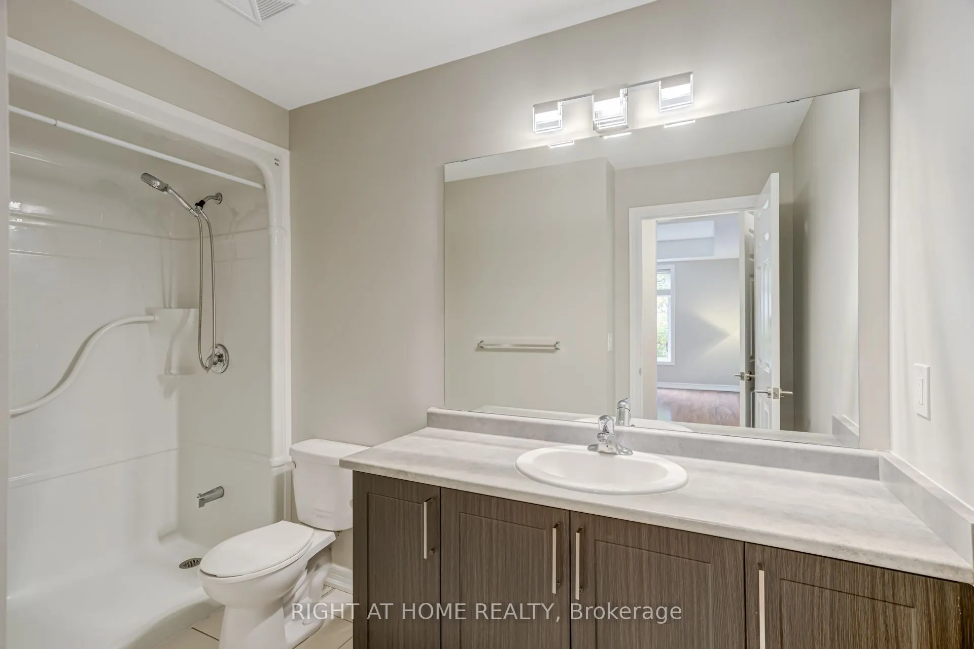 680 Gordon Street, #107