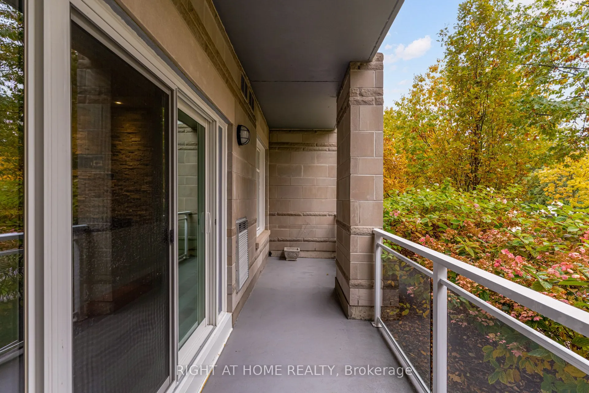 680 Gordon Street, #107